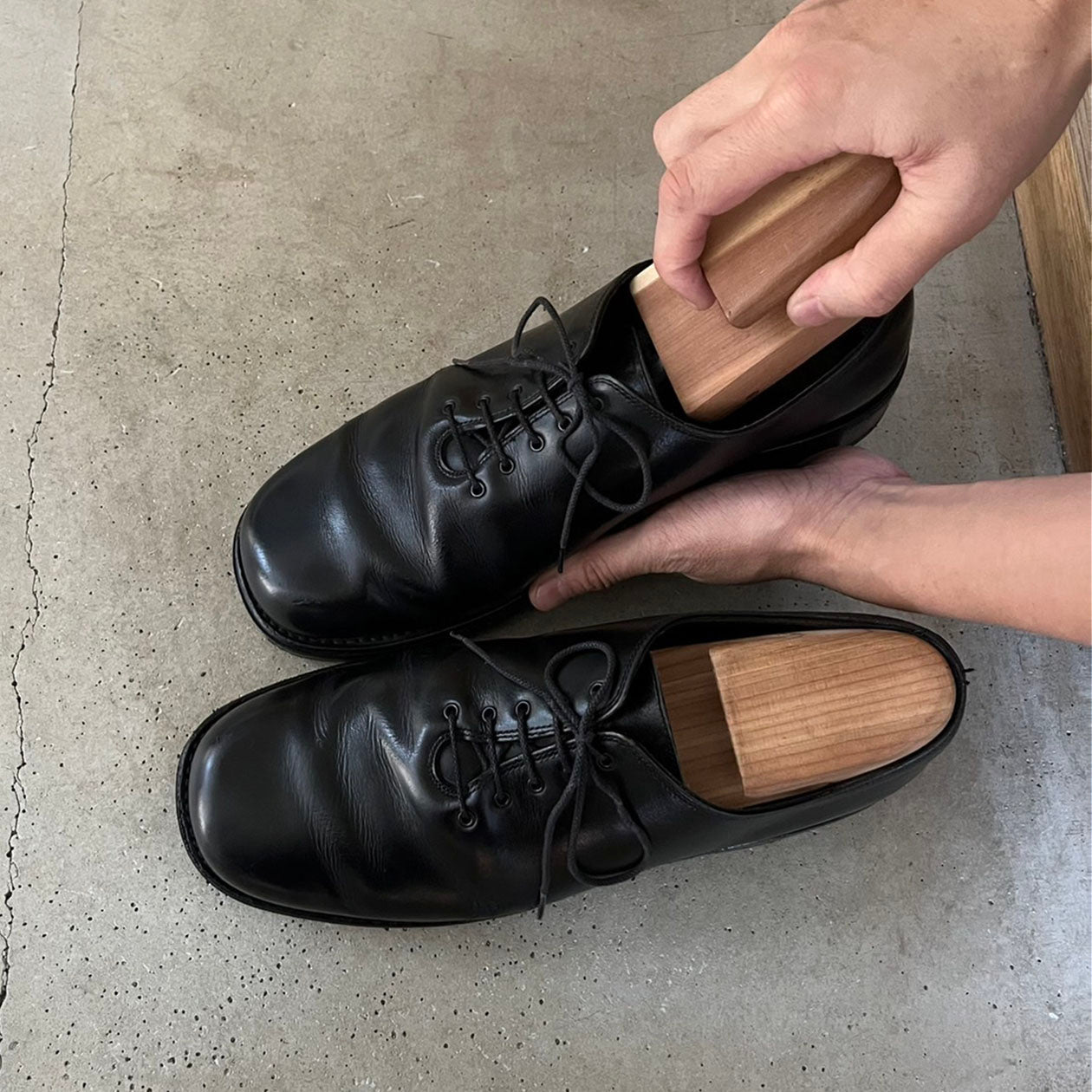 Red Cedar Shoes Keeper