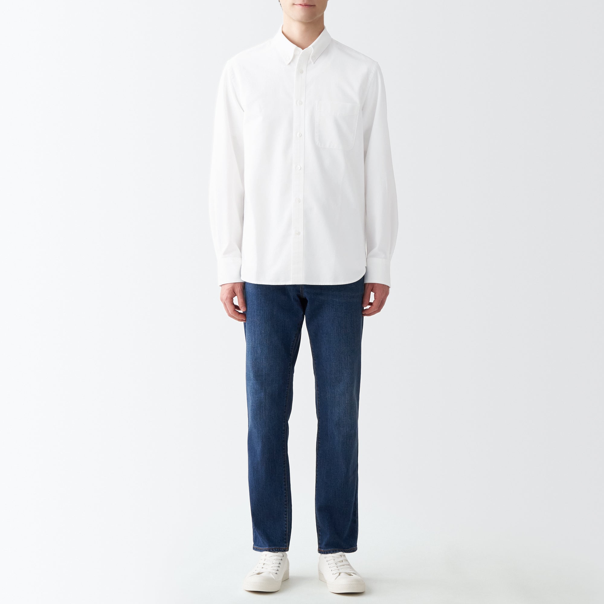 Men's Washed Oxford Collared Long Sleeve Button Down Shirt
