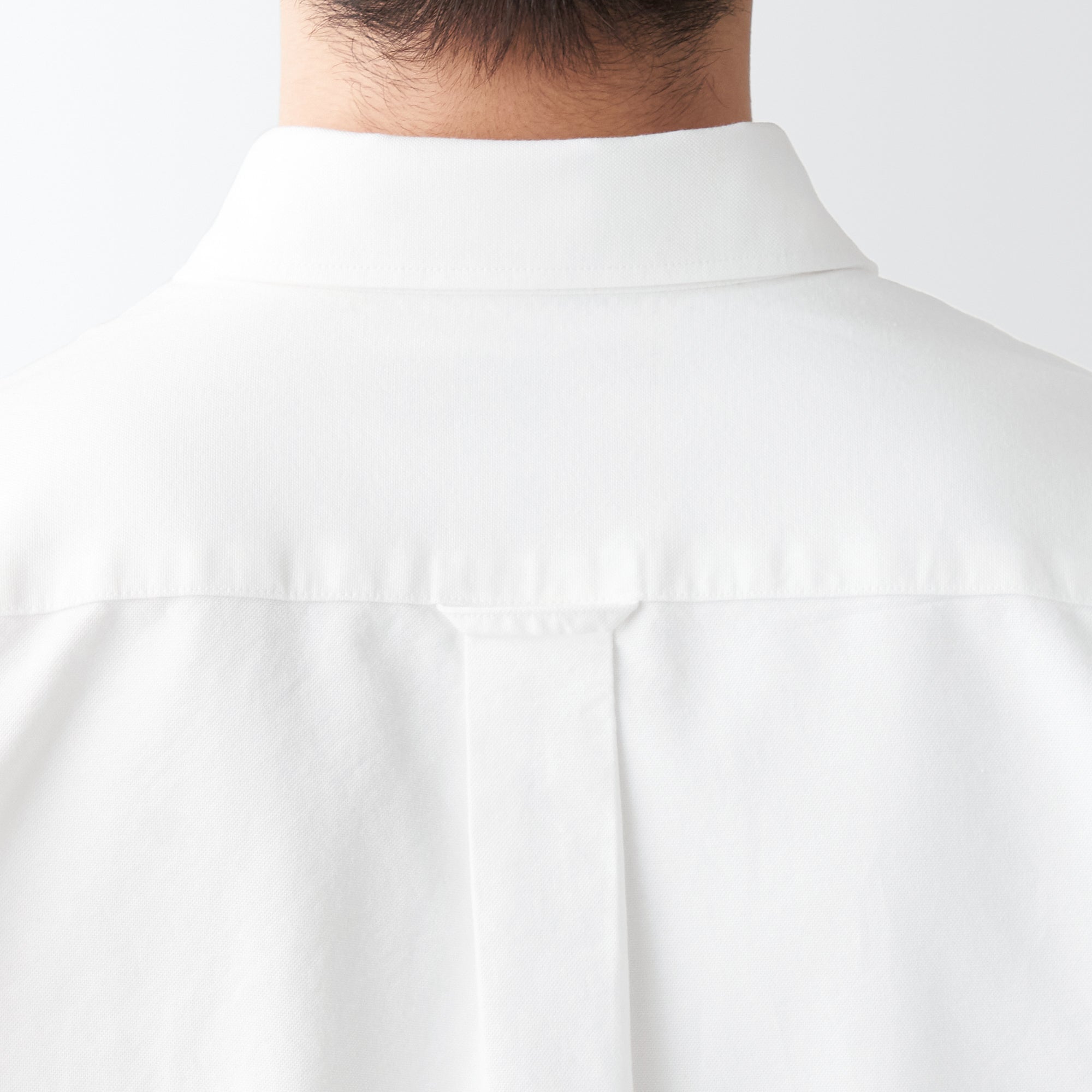 Men's Washed Oxford Collared Long Sleeve Button Down Shirt