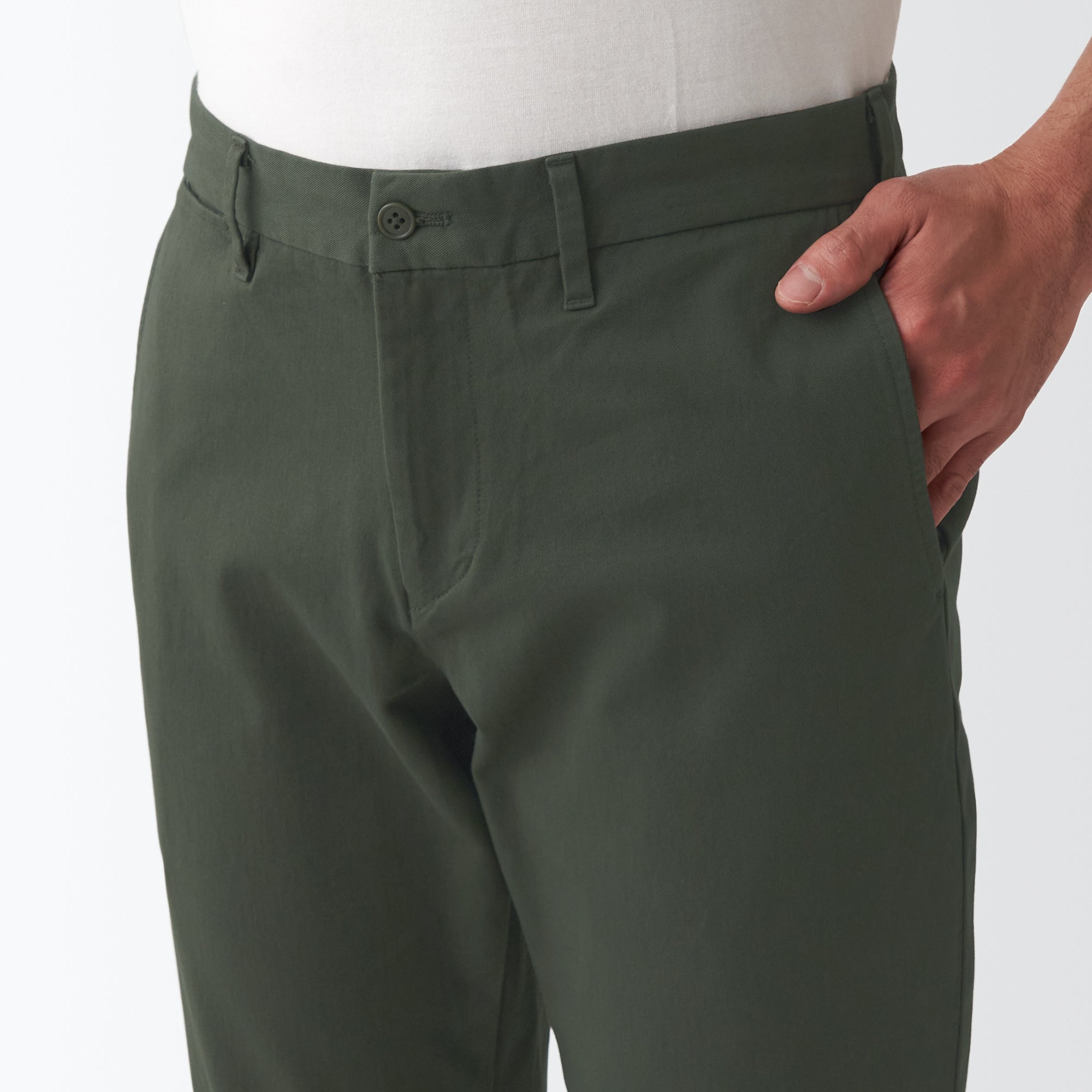 Men's 4-Way Stretch Chino Slim Pants (L30)