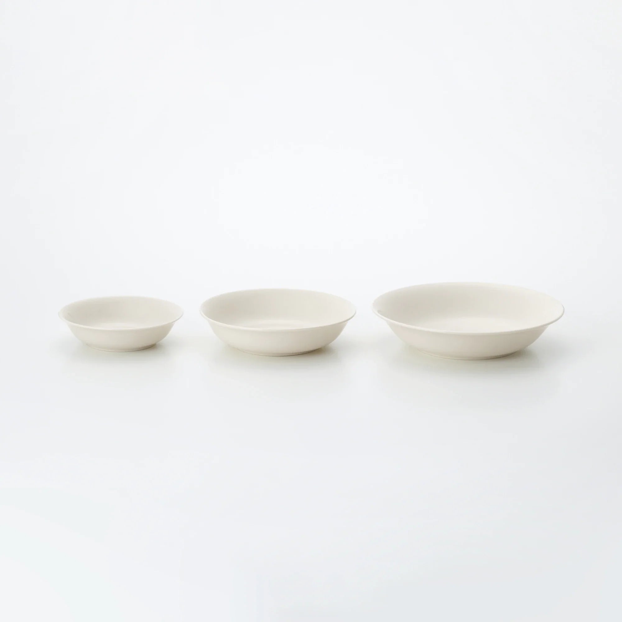 Beige Porcelain Deep Dish