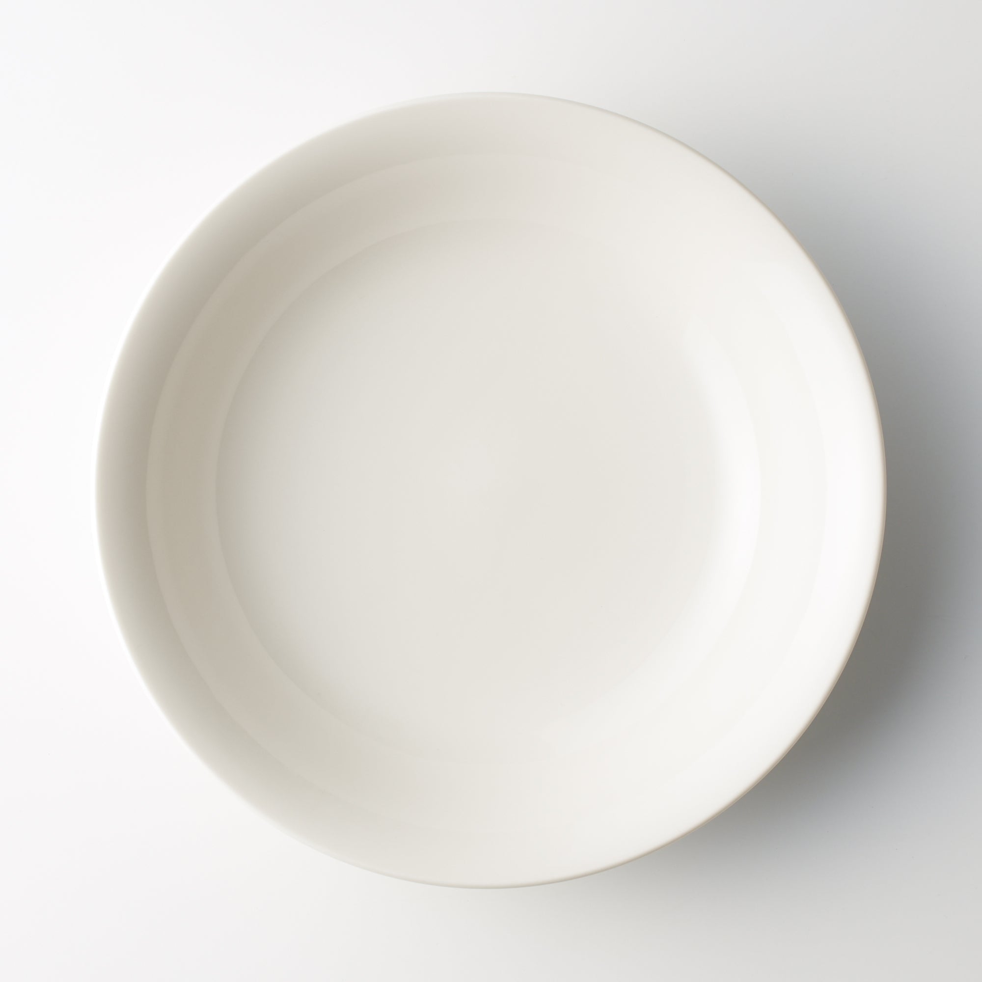 Beige Porcelain Deep Dish