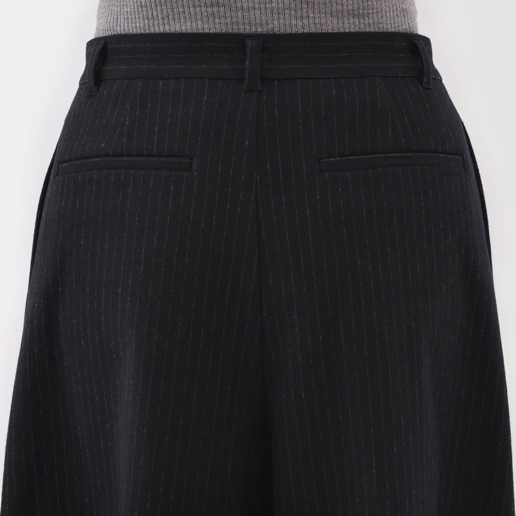 Brushed Cropped Pants