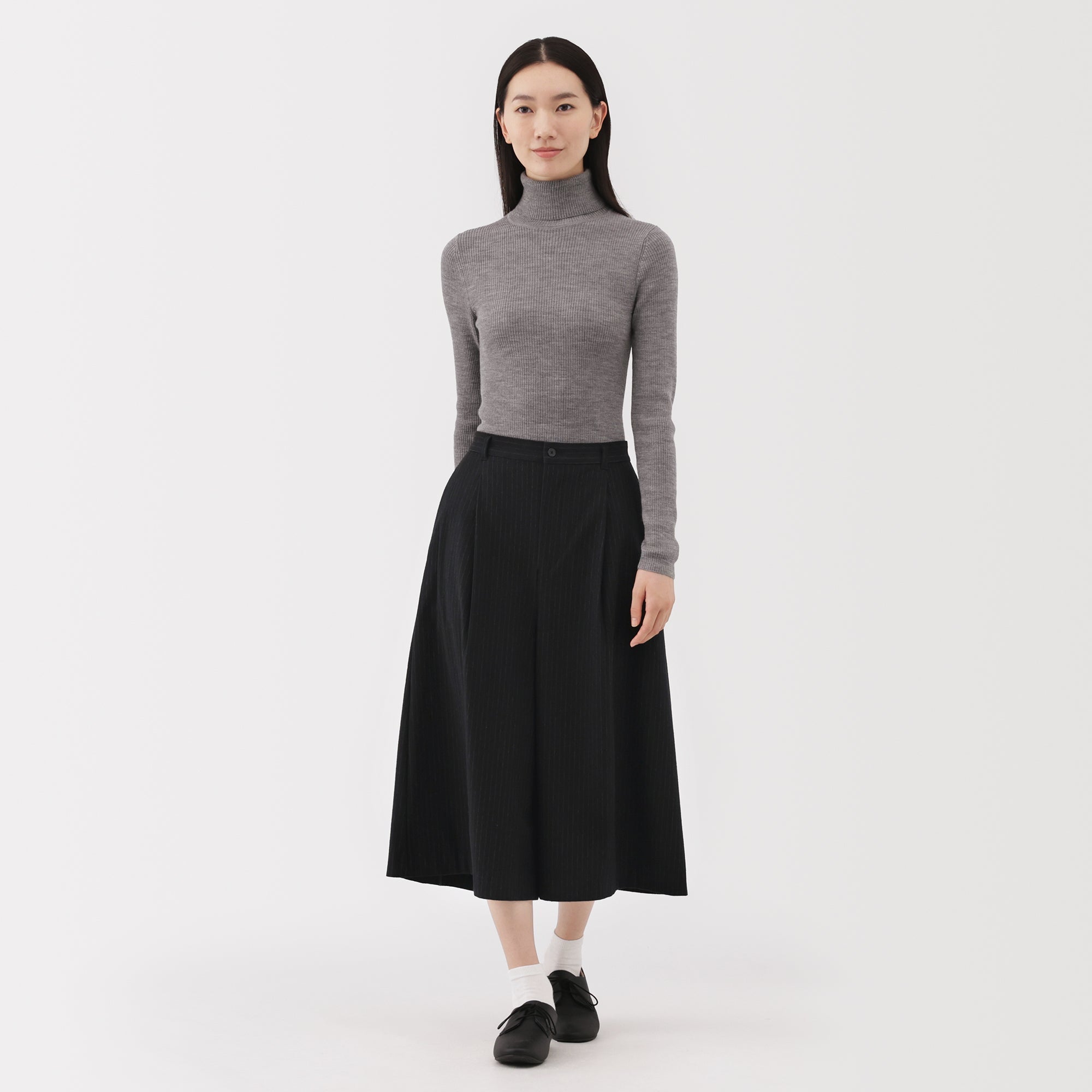 Brushed Cropped Pants