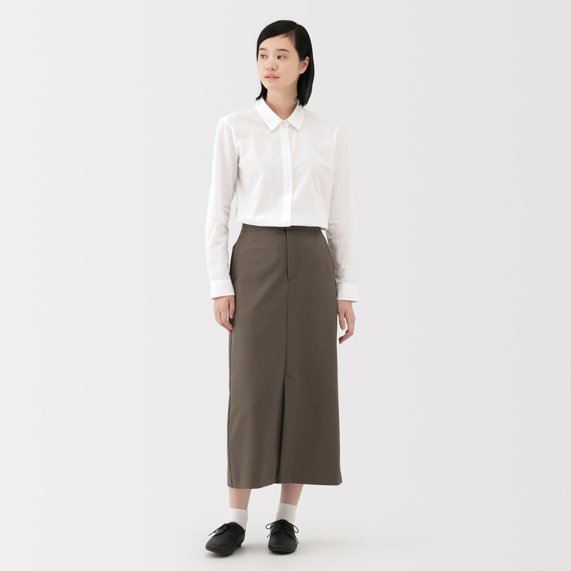 Water Repellent Straight Skirt