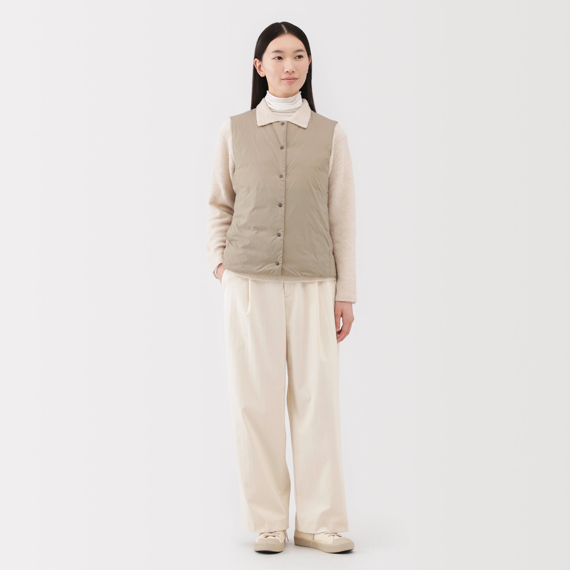Lightweight Down Collarless Vest