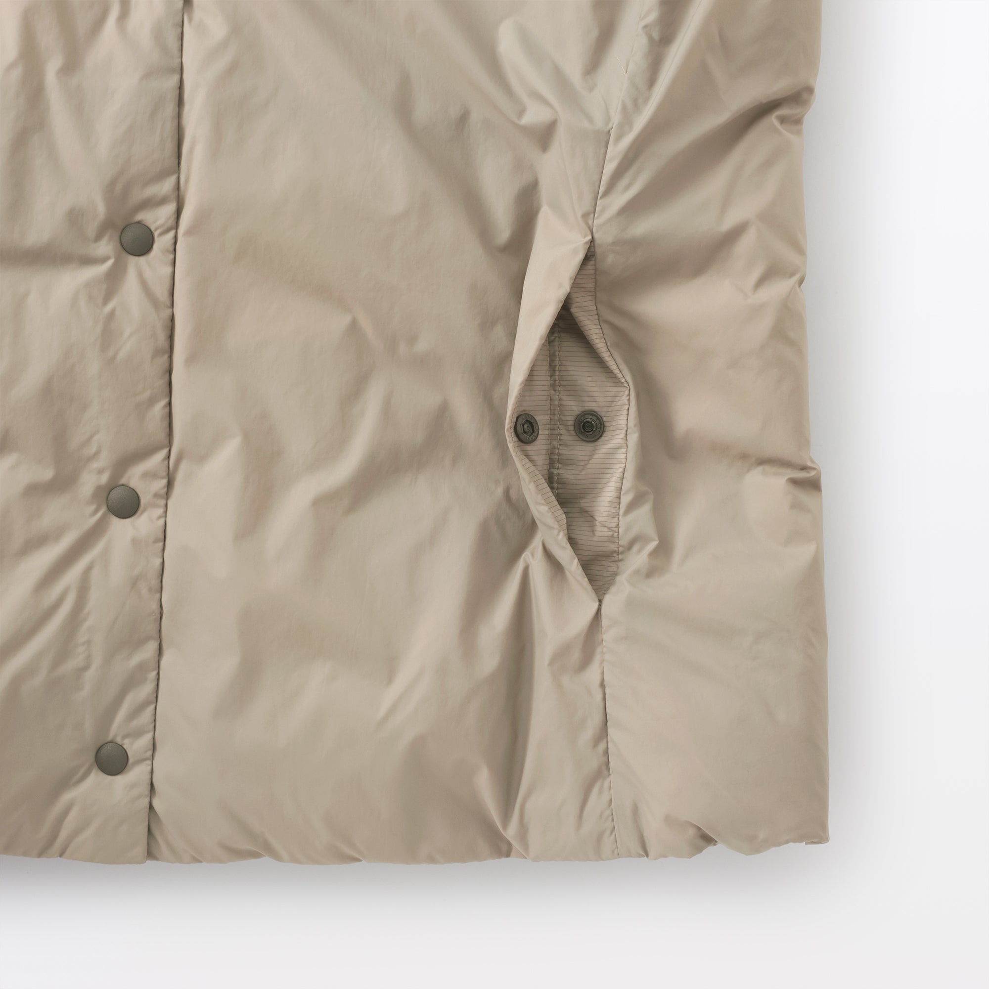 Lightweight Down Collarless Vest