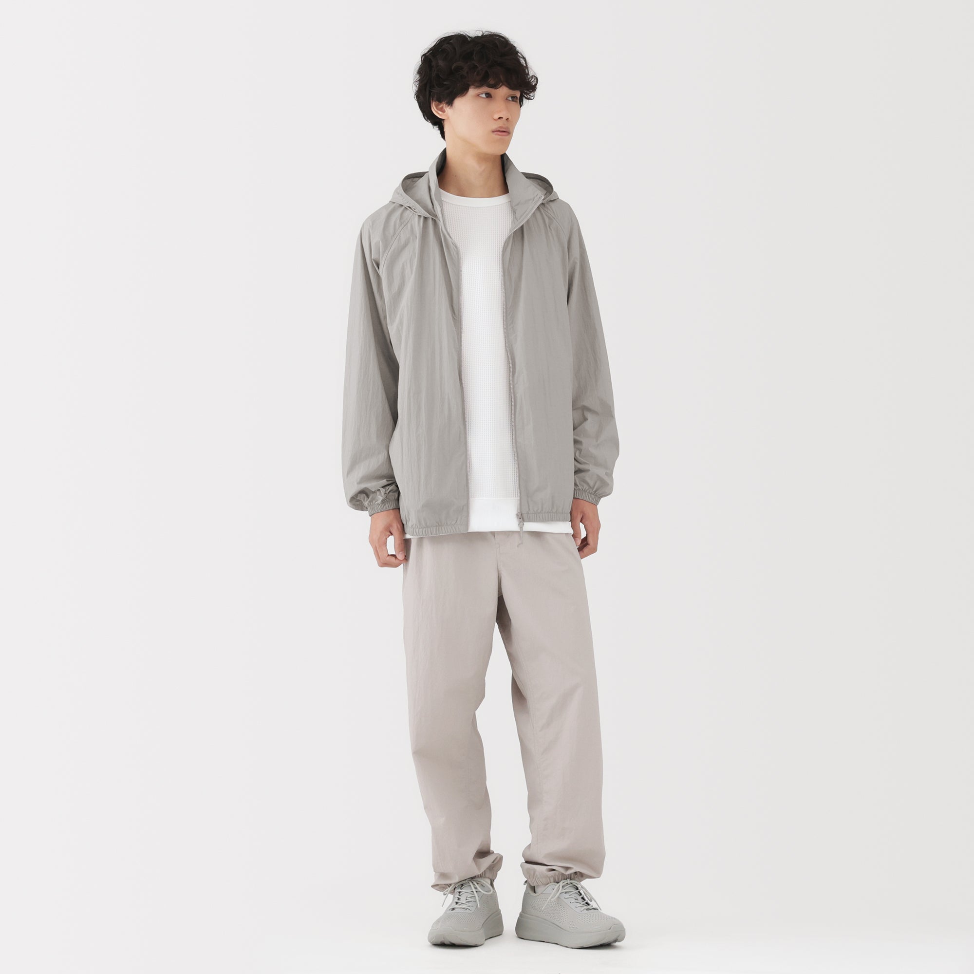 Water Repellent Pocketable Windbreaker