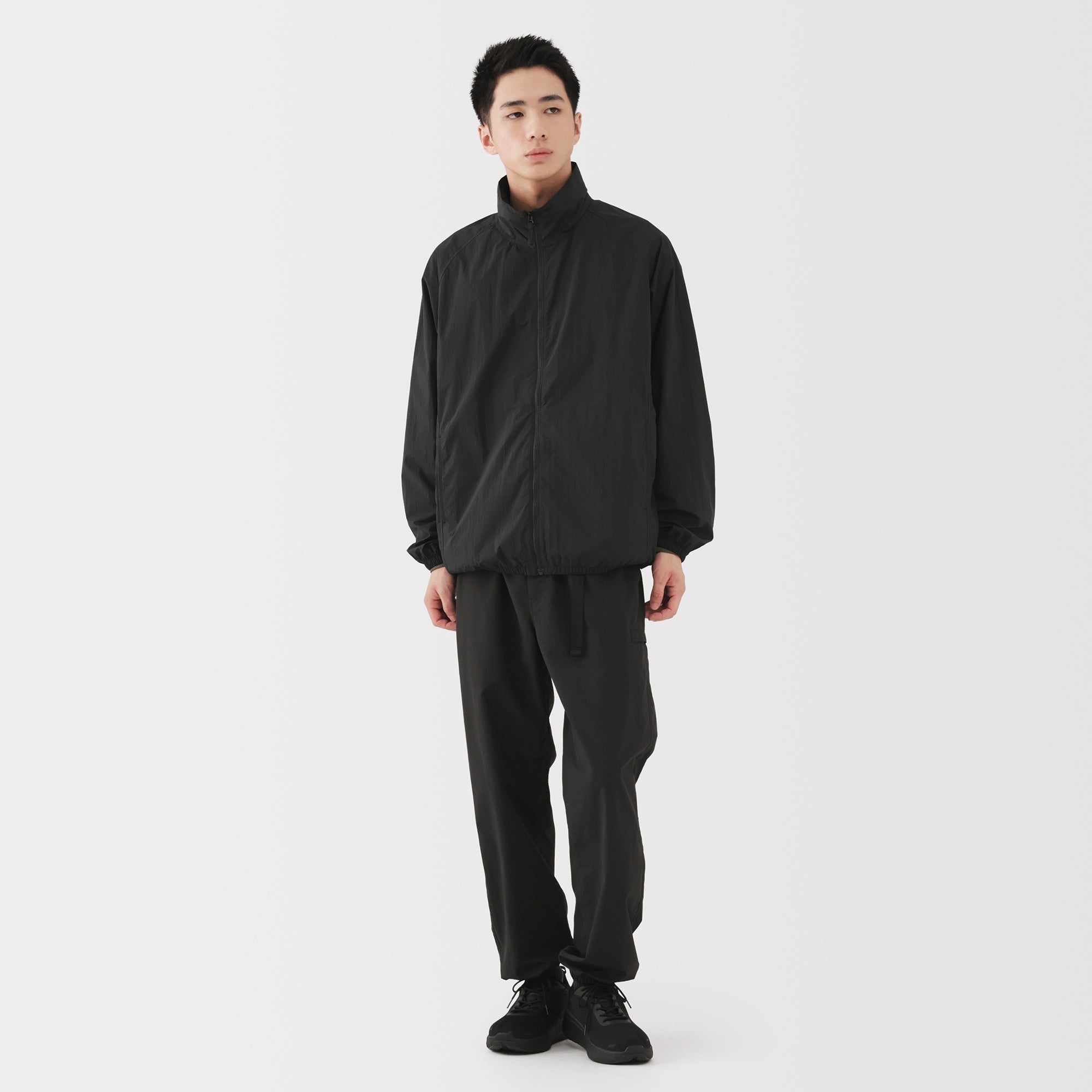 Water Repellent Pocketable Windbreaker