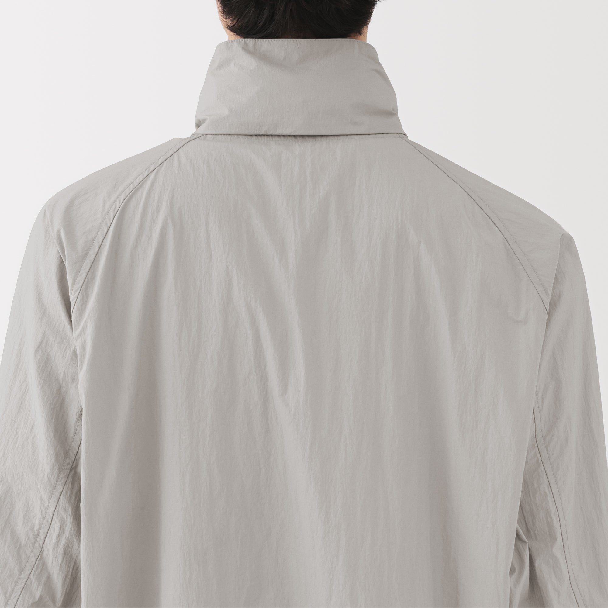 Water Repellent Pocketable Windbreaker