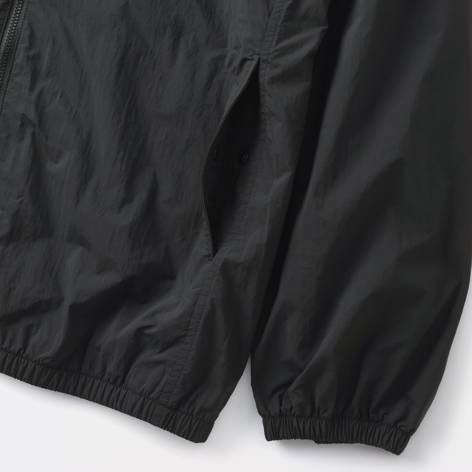 Water Repellent Pocketable Windbreaker