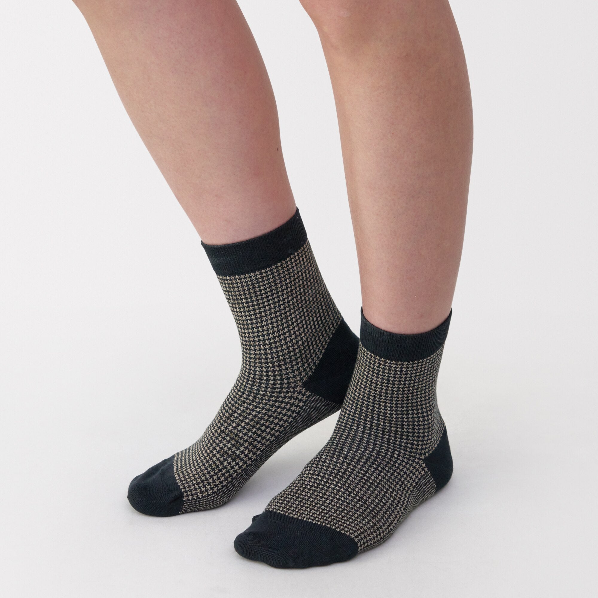 Loose Top Short Socks