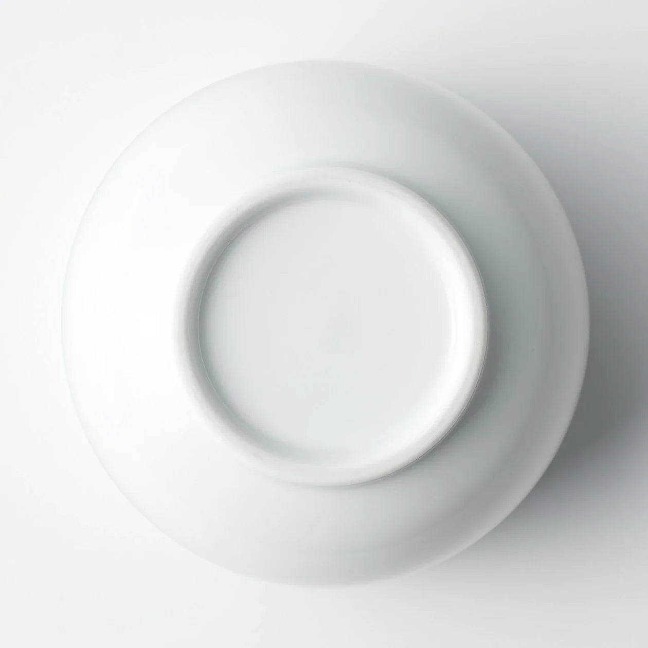 White Porcelain Round Tea Cup