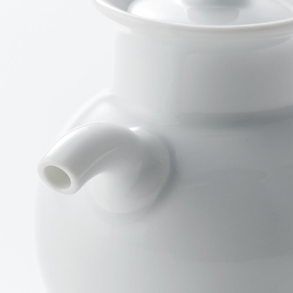 White Porcelain Sauce Pot
