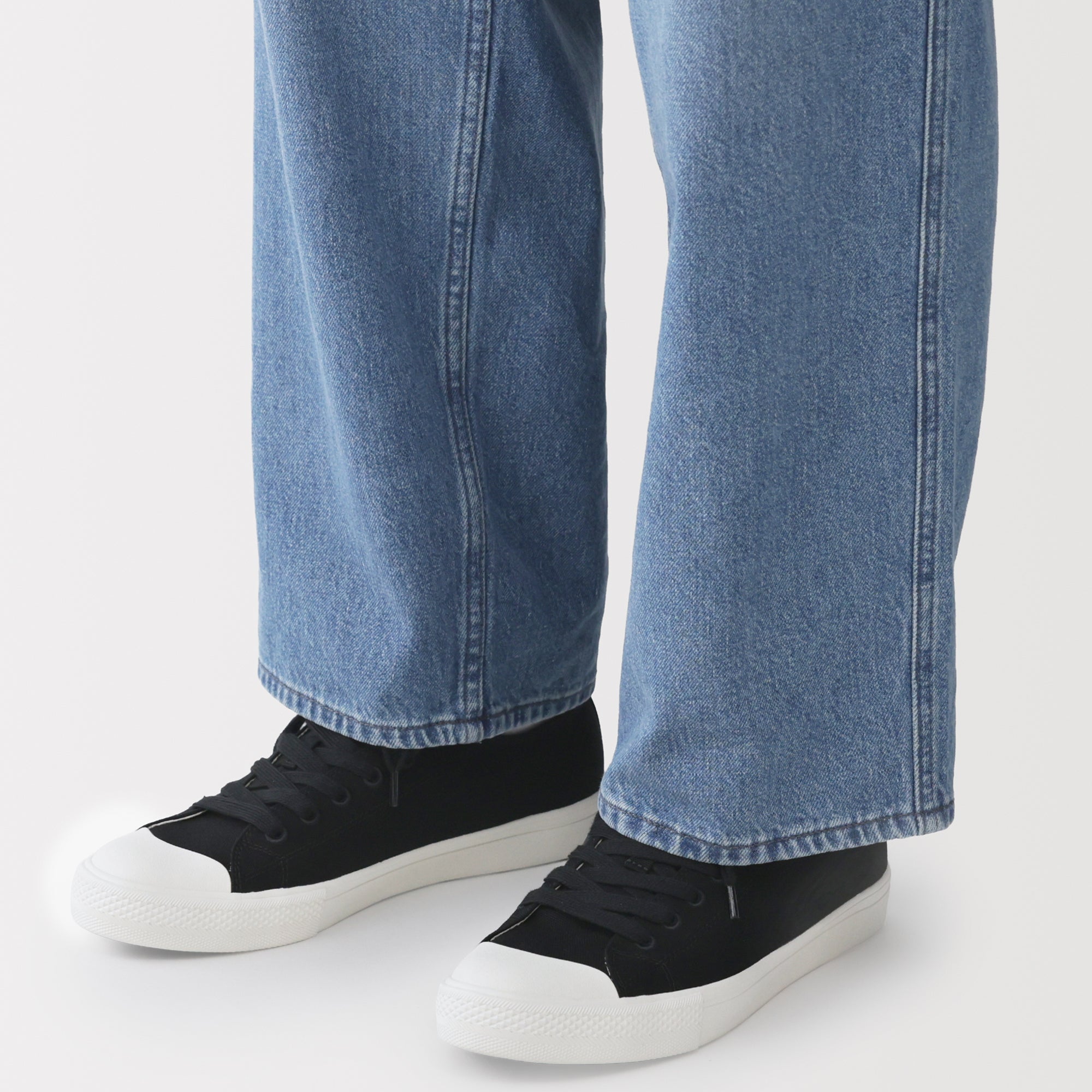 Less Tiring Sneakers - Black
