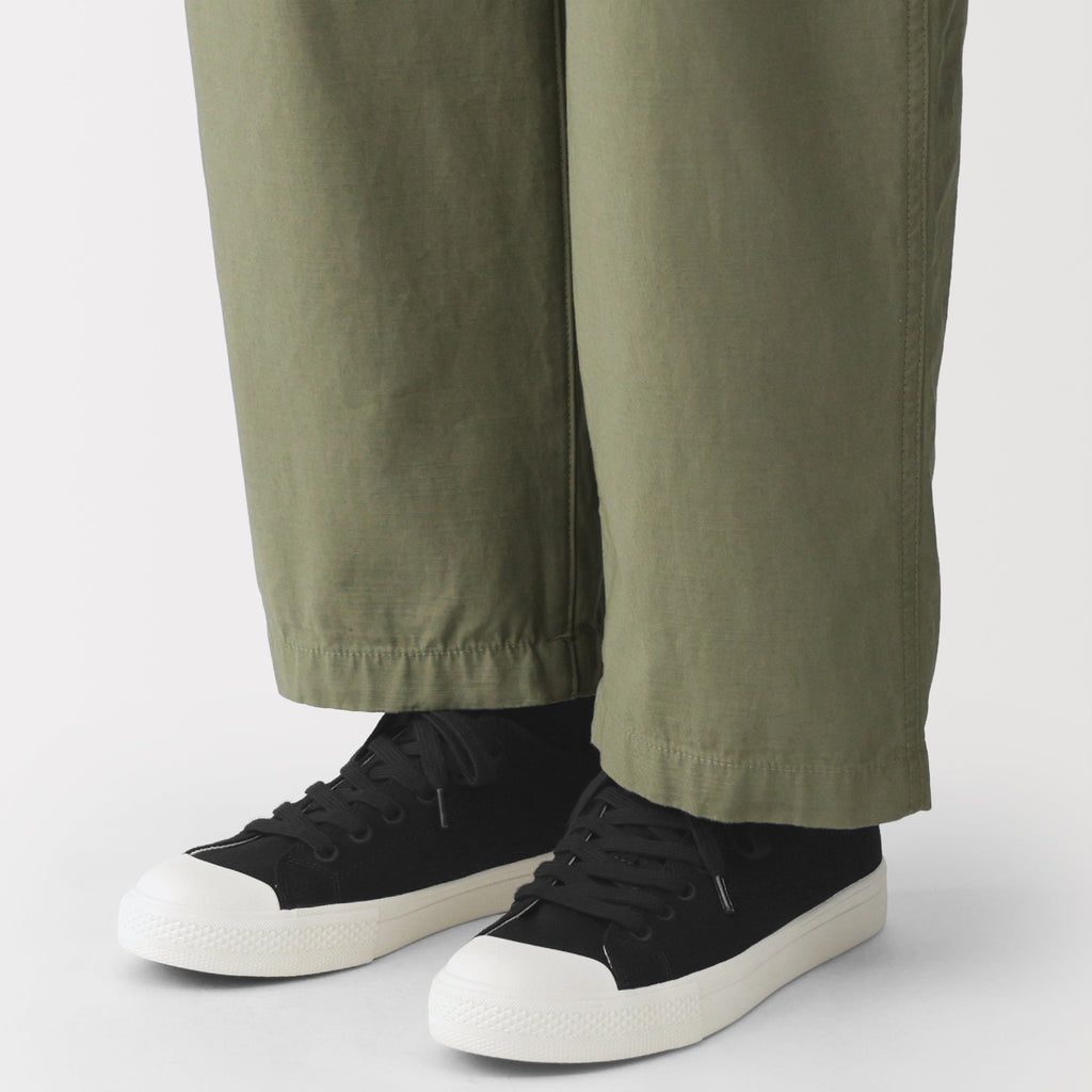 Less Tiring Sneakers - Black
