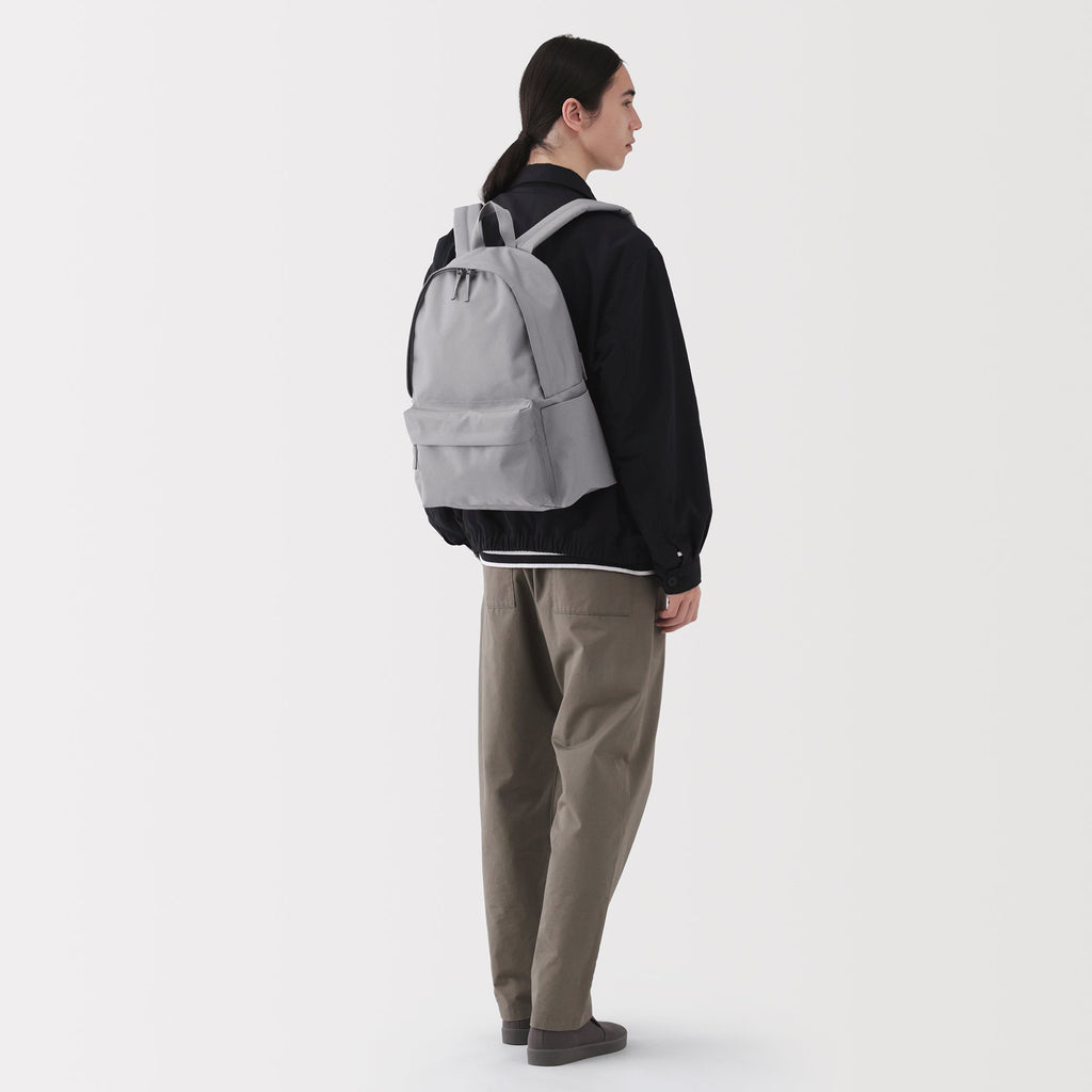 Less Tiring Water Repellent Backpack