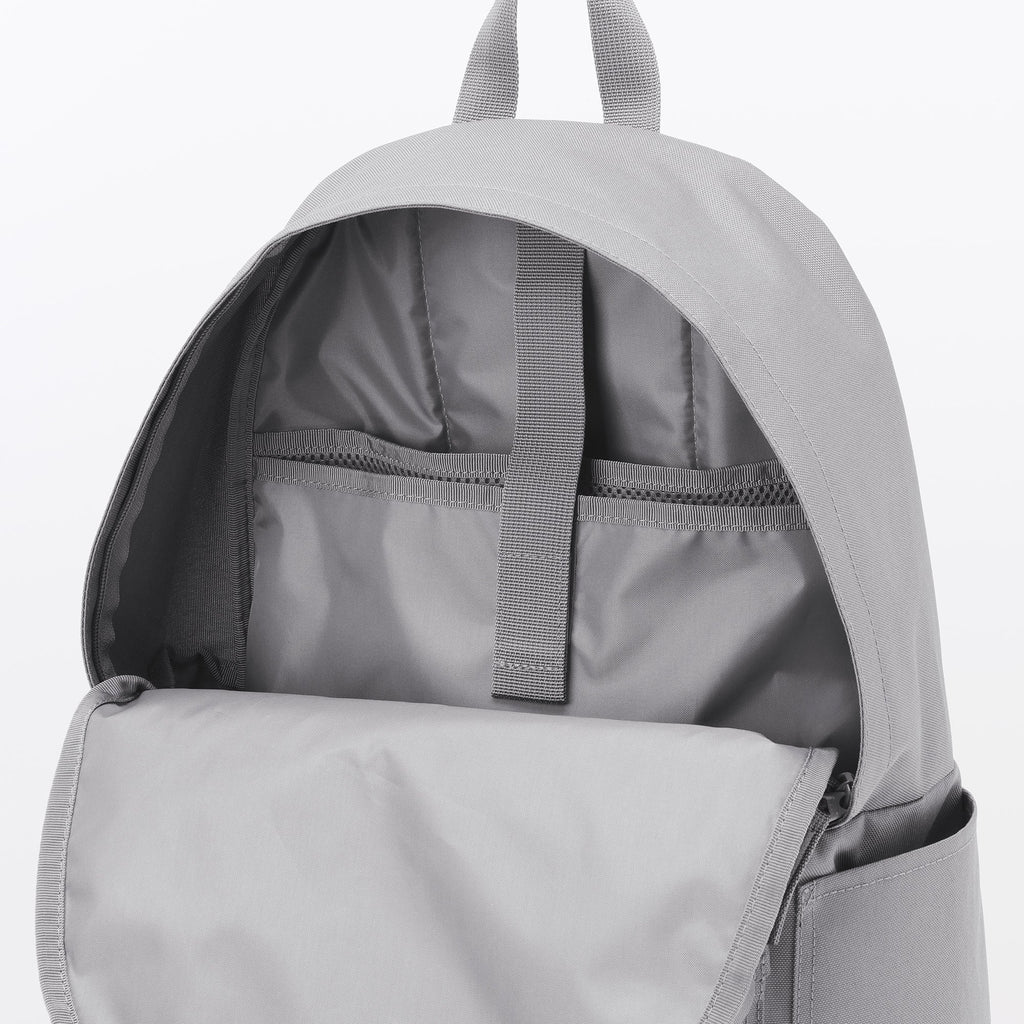 Less Tiring Water Repellent Backpack