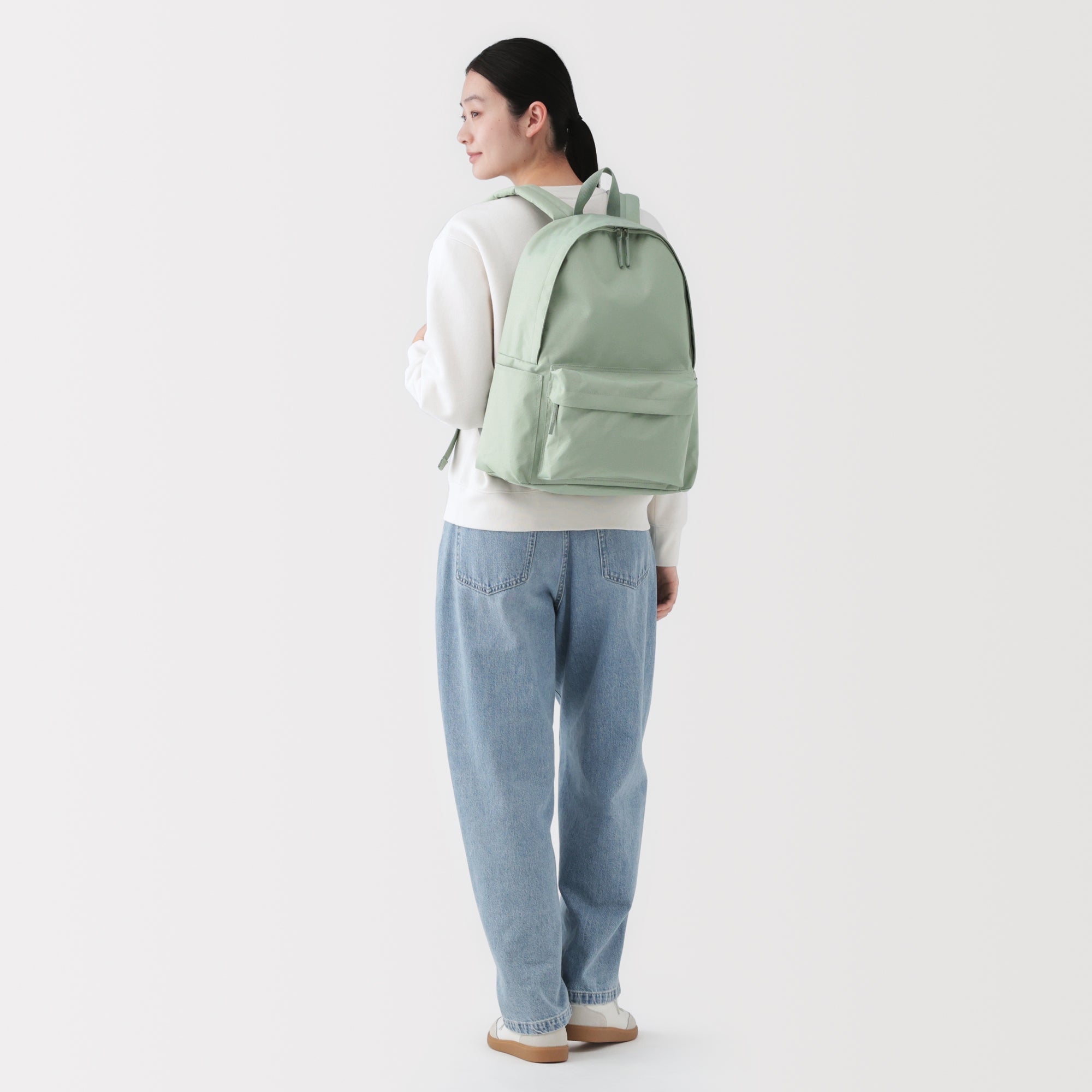 Less Tiring Water Repellent Backpack