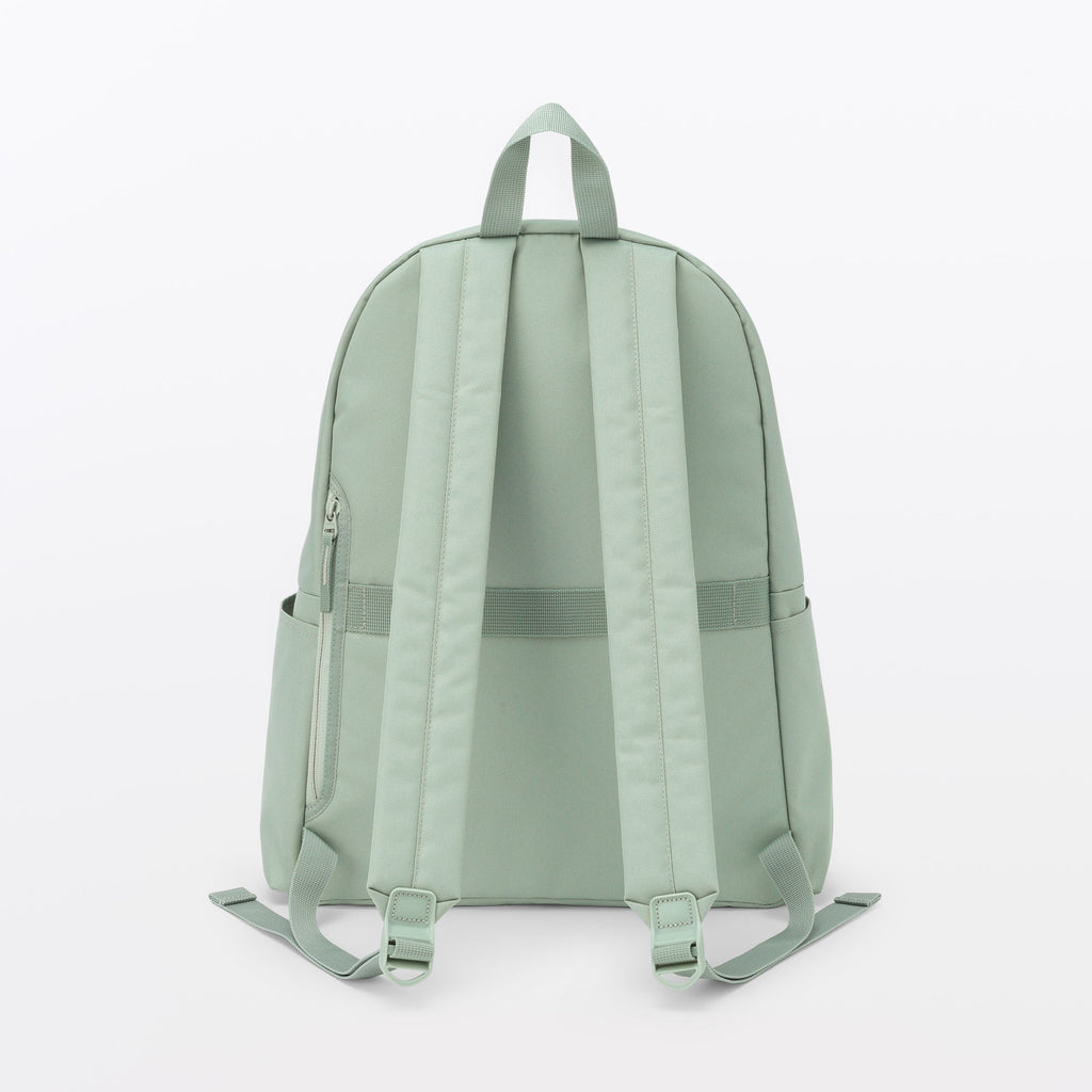 Less Tiring Water Repellent Backpack
