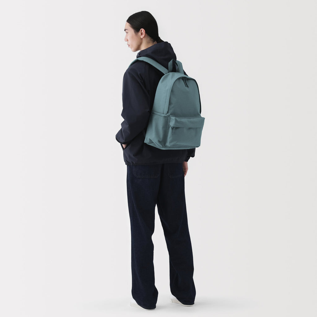 Less Tiring Water Repellent Backpack