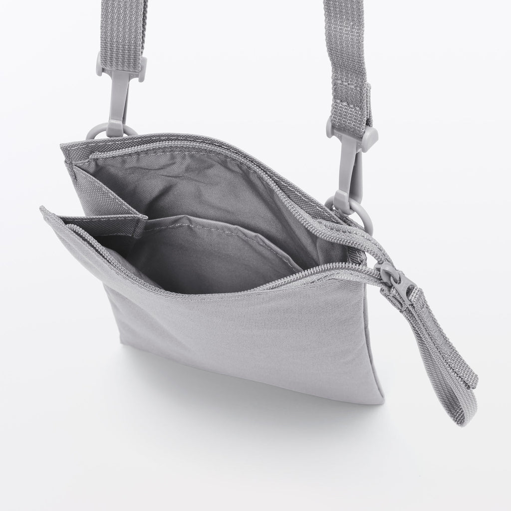 Water Repellent Mini Sacoche
