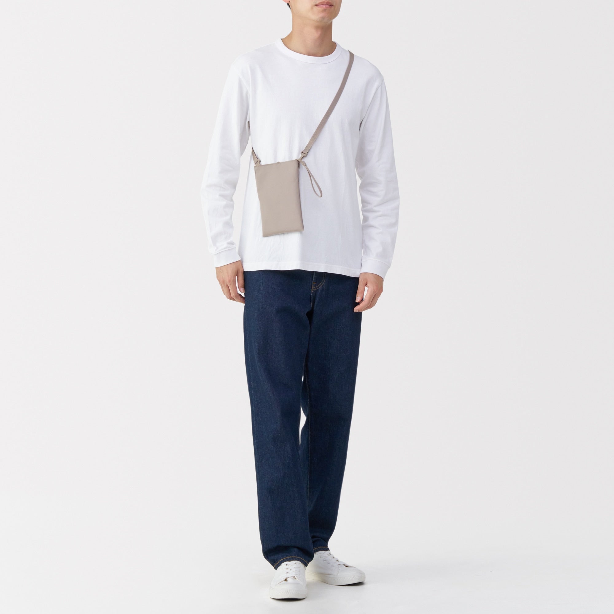Water Repellent Mini Sacoche