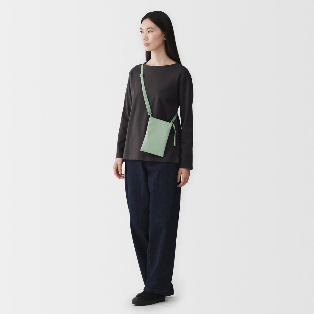 Water Repellent Mini Sacoche