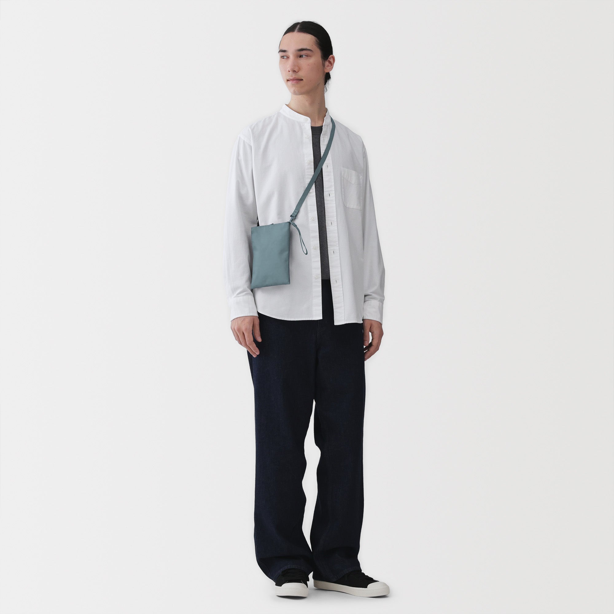 Water Repellent Mini Sacoche