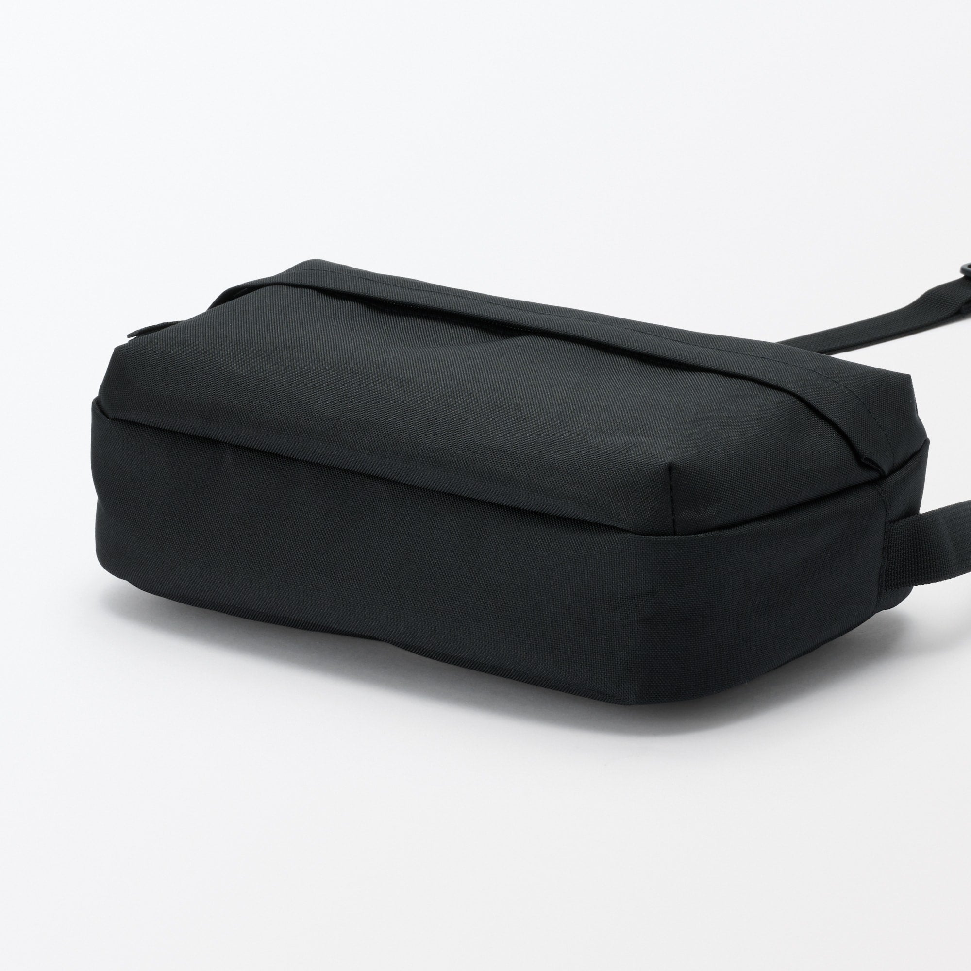 Water Repellent Shoulder Bag