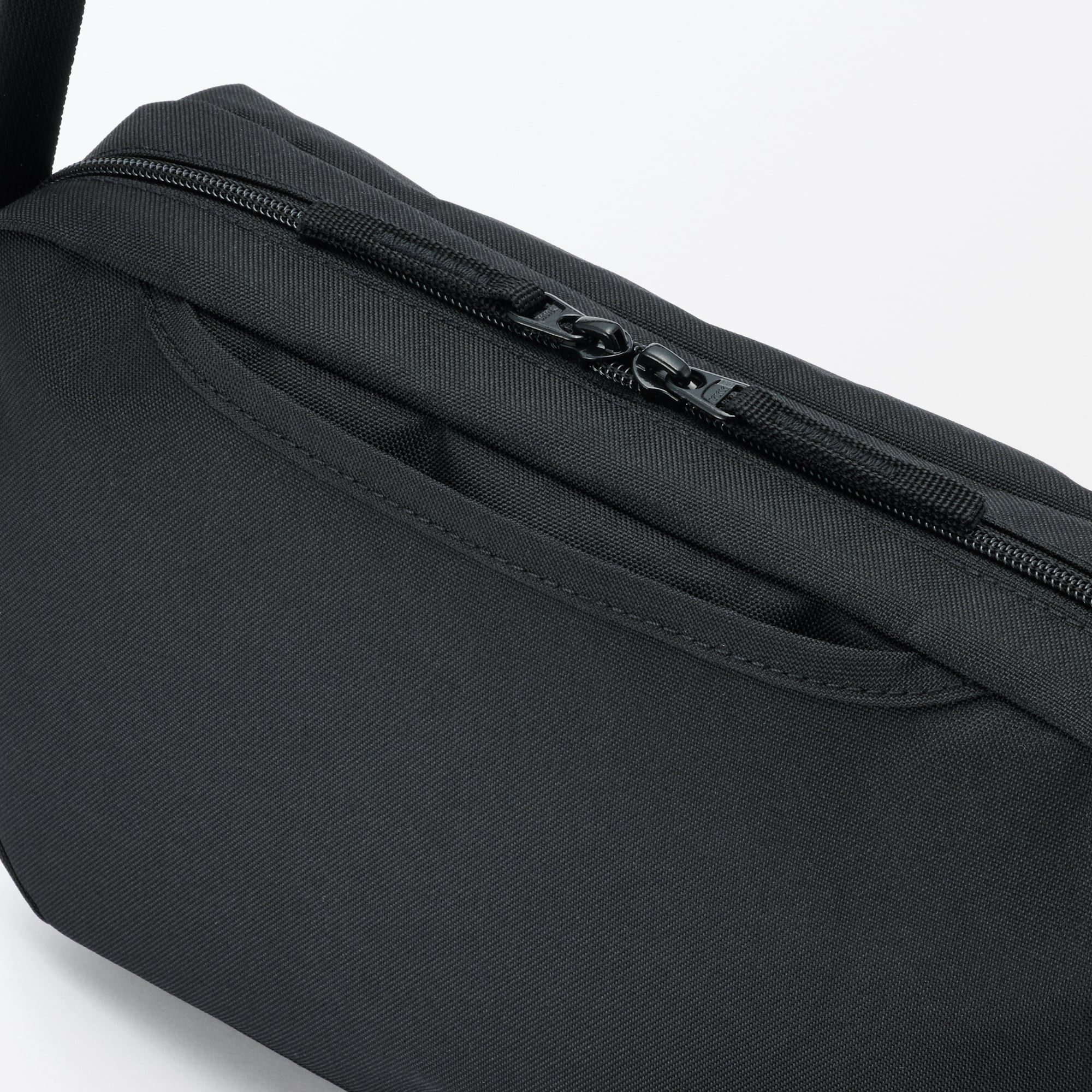 Water Repellent Shoulder Bag