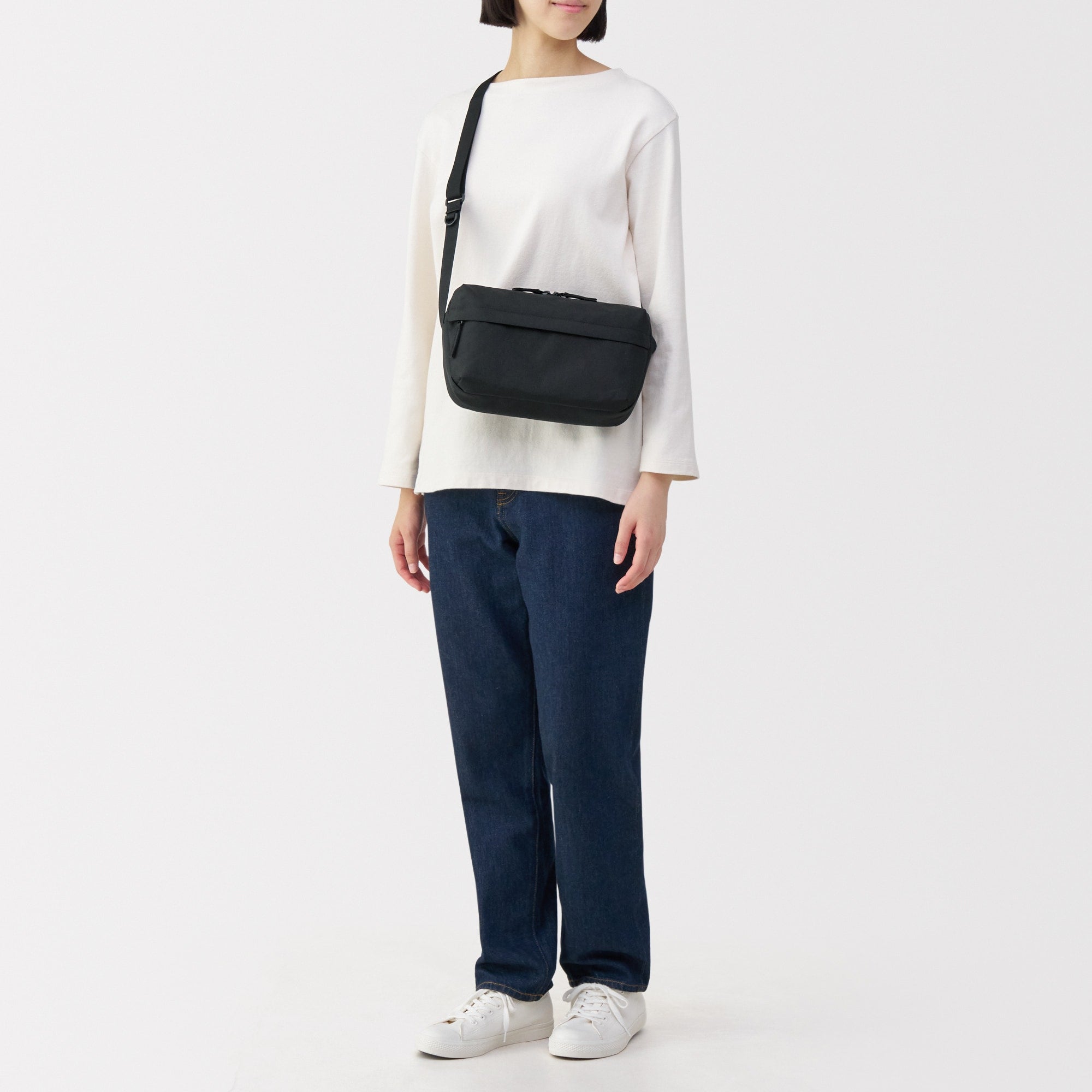 Water Repellent Shoulder Bag