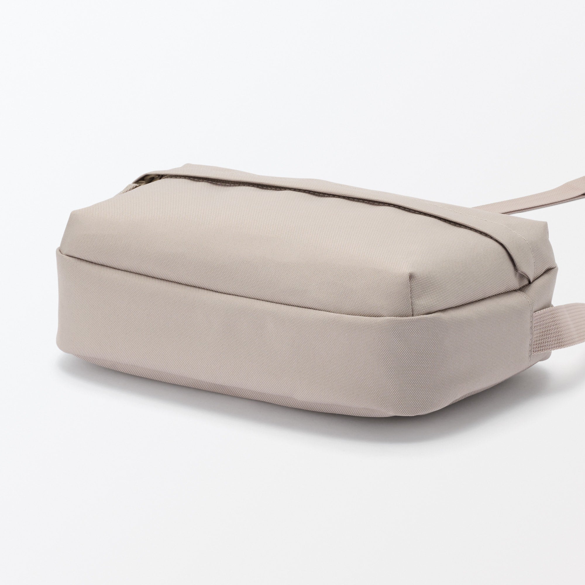 Water Repellent Shoulder Bag