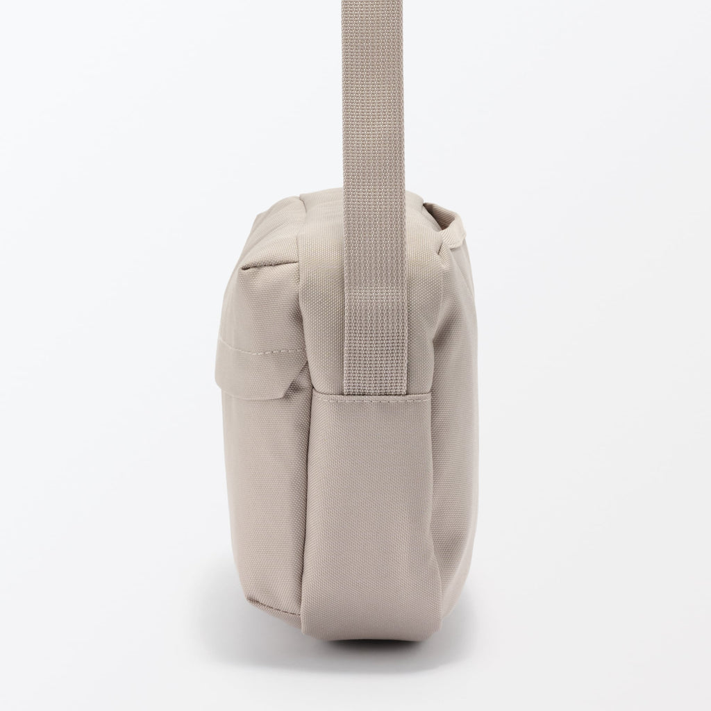 Water Repellent Shoulder Bag