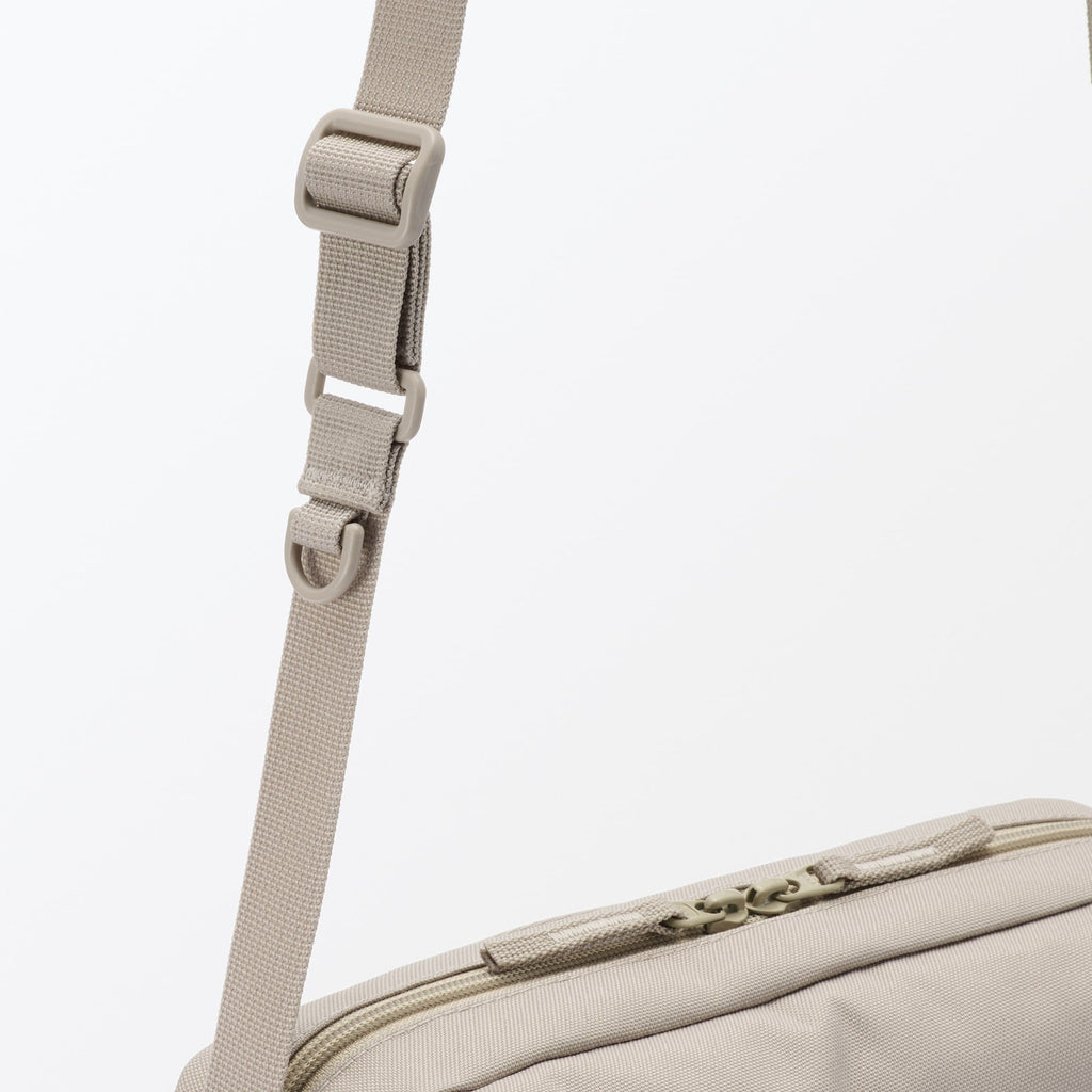 Water Repellent Shoulder Bag