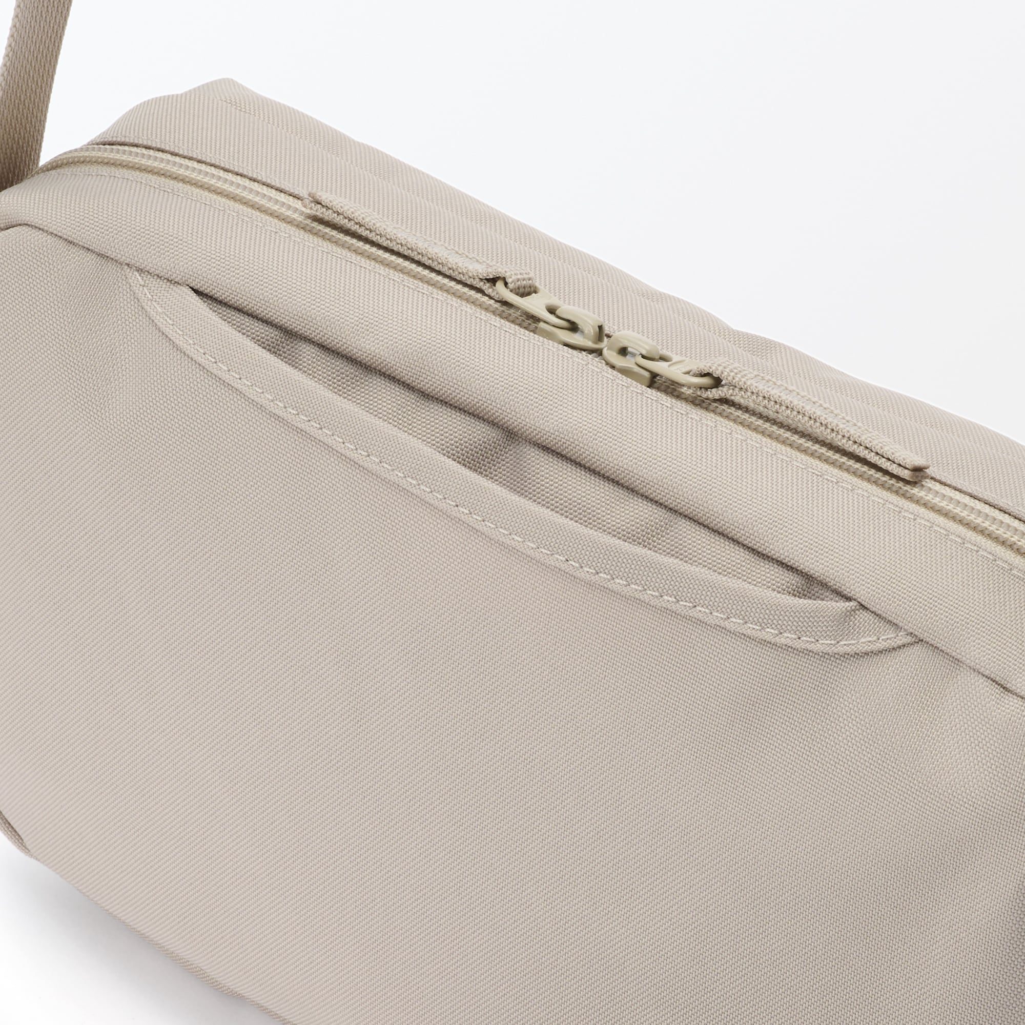 Water Repellent Shoulder Bag