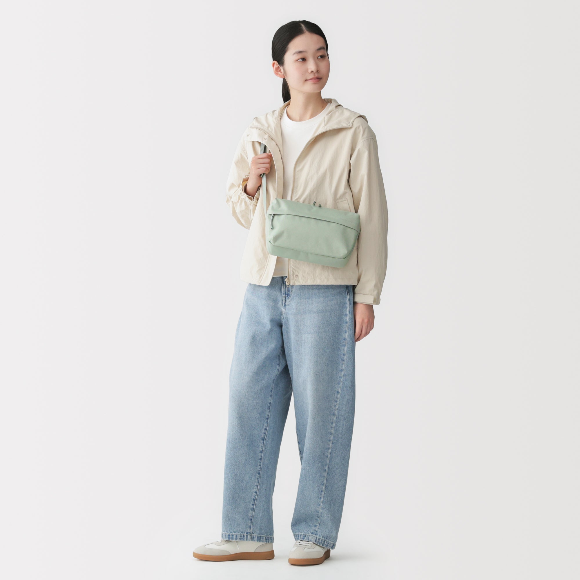 Water Repellent Shoulder Bag