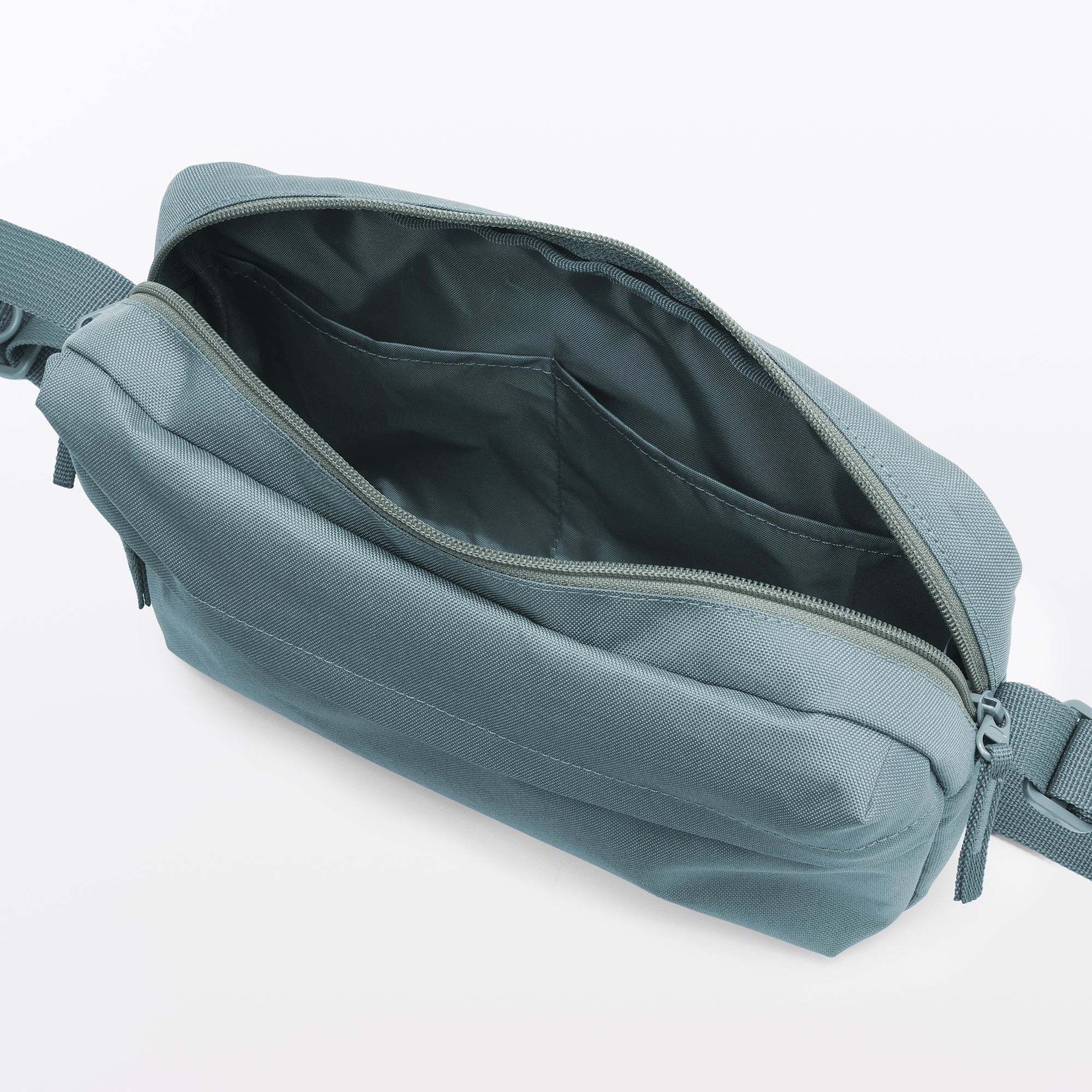 Water Repellent Shoulder Bag