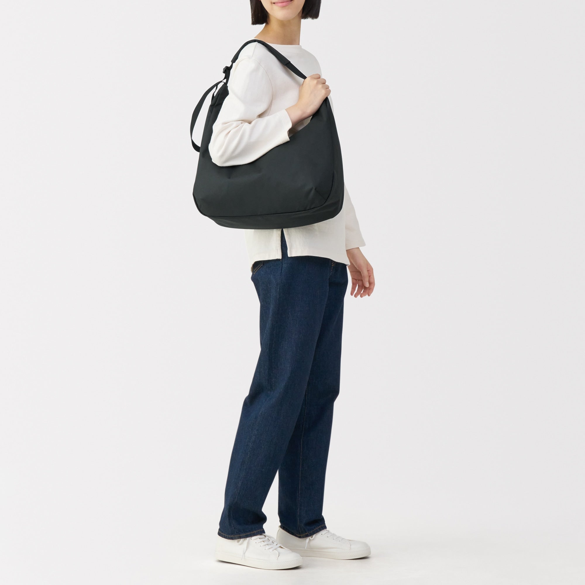 Water Repellent 2-Way Shoulder Bag