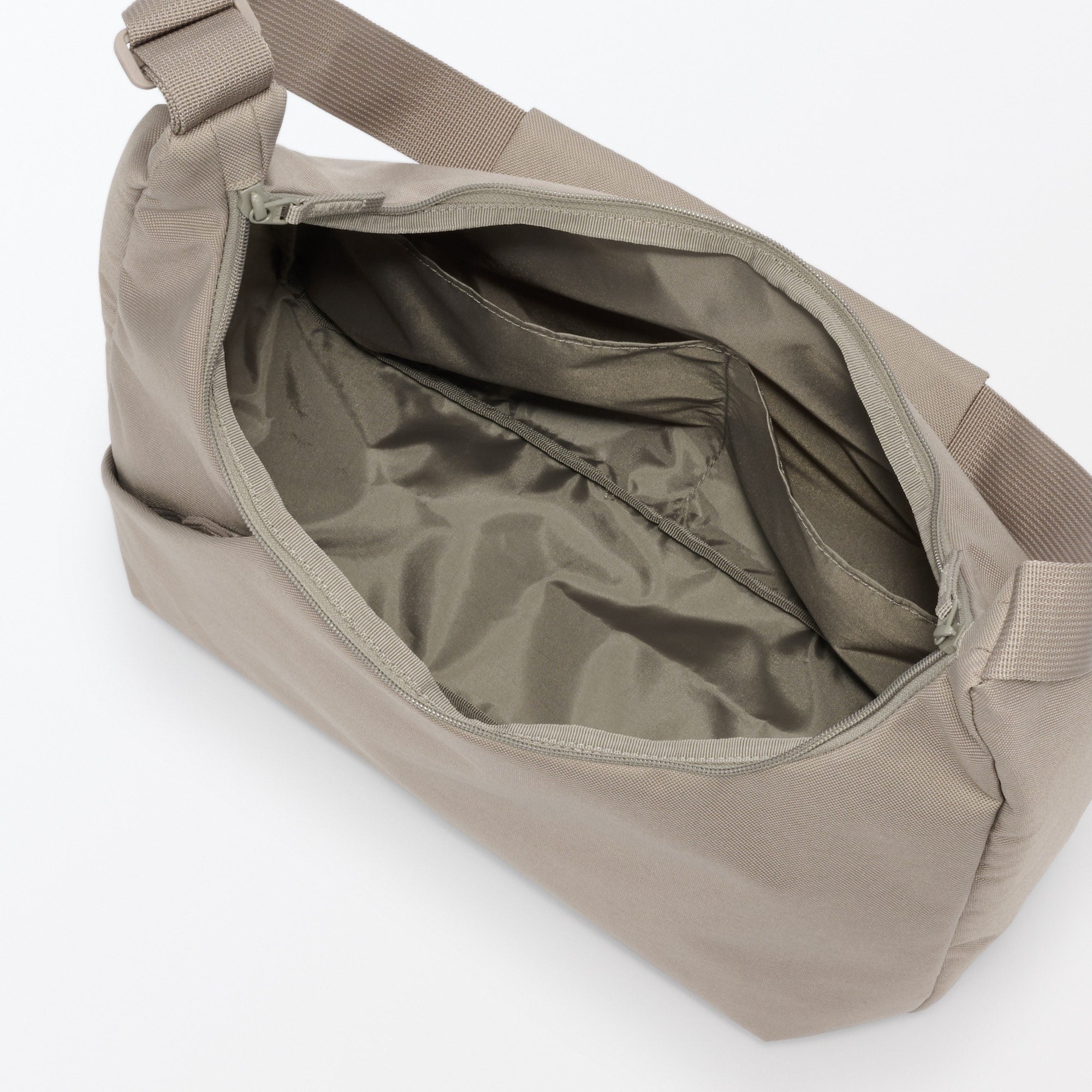 Water Repellent 2-Way Shoulder Bag