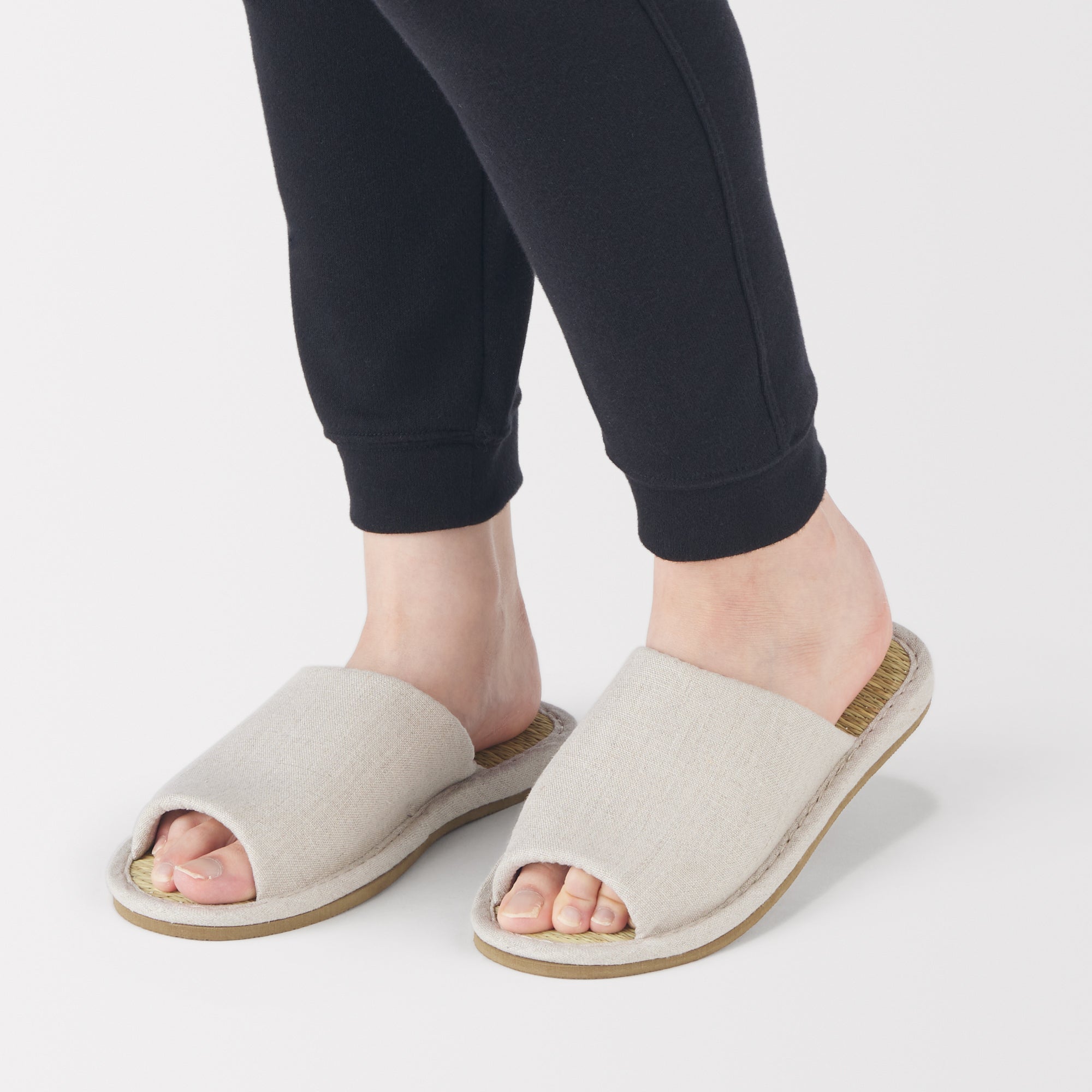Igusa Open Toe Slippers