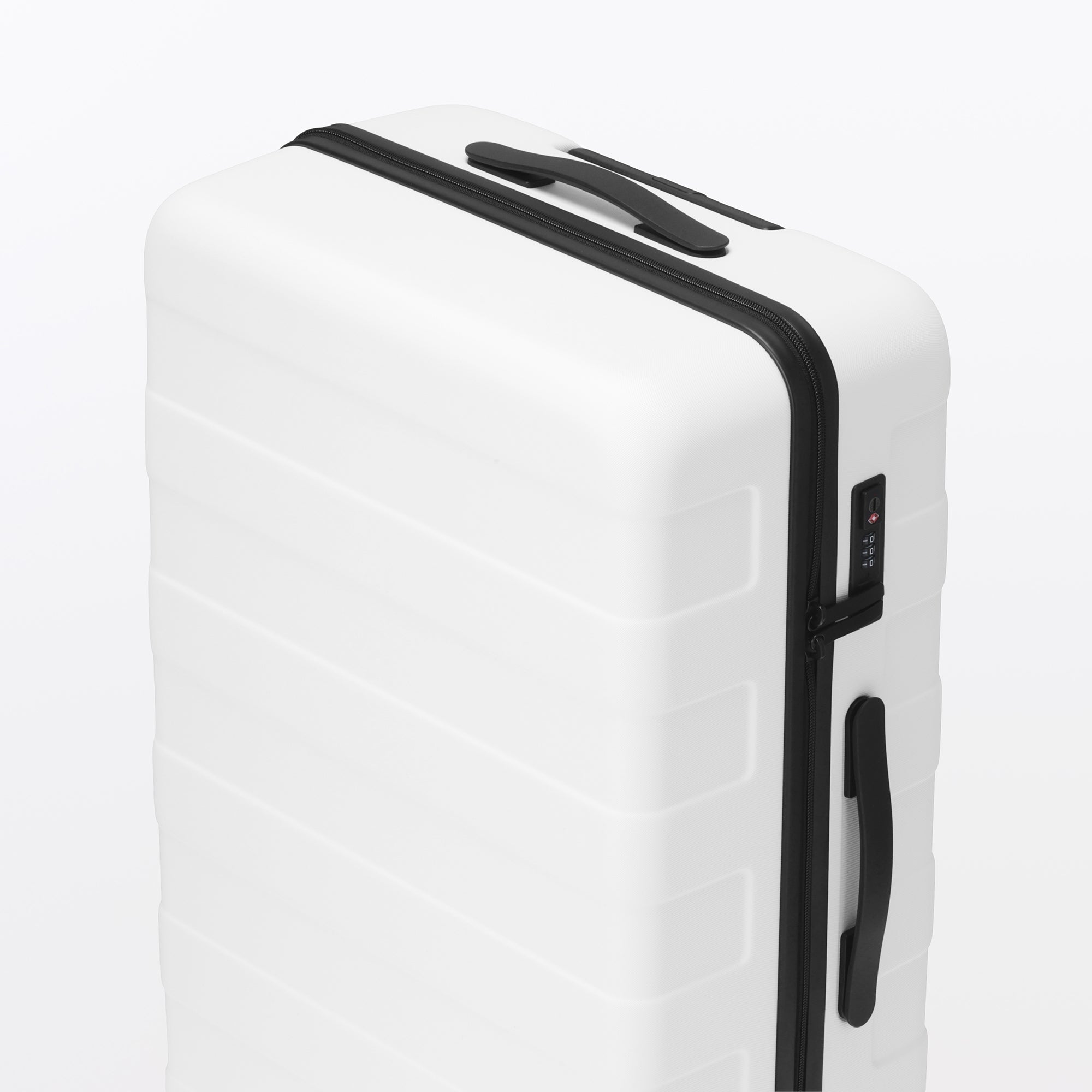 Hard Shell Suitcase 75L | Check-In