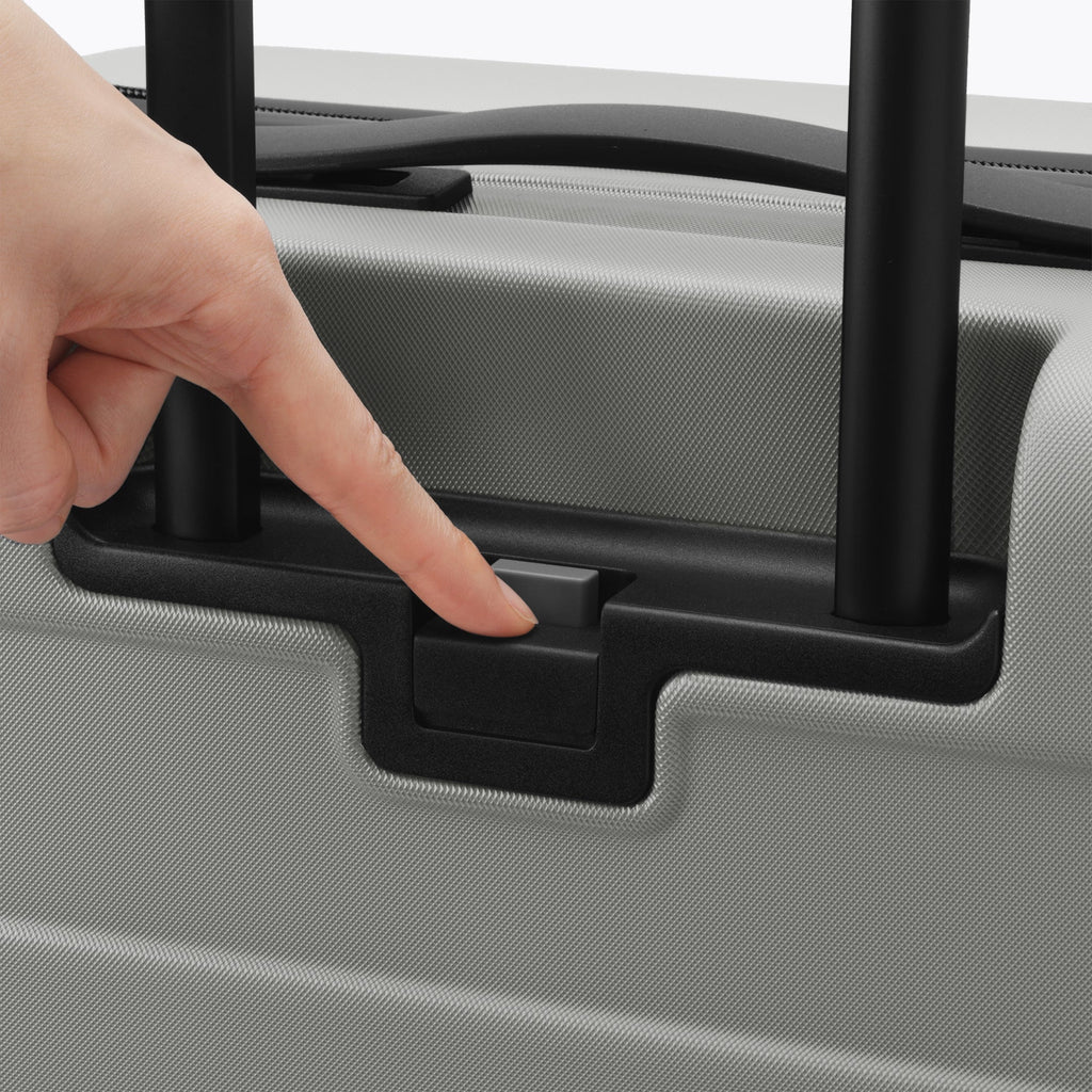 Hard Shell Suitcase 75L | Check-In