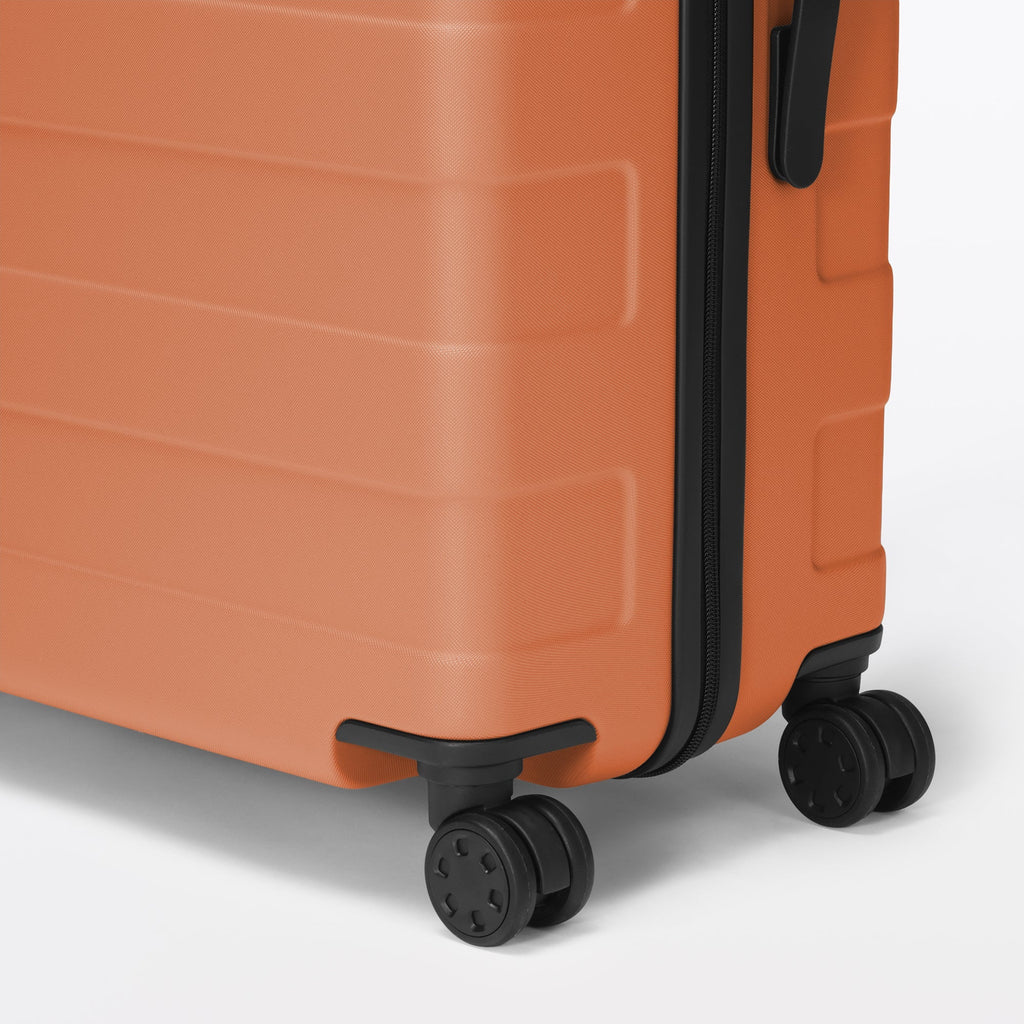 Hard Shell Suitcase 75L | Check-In