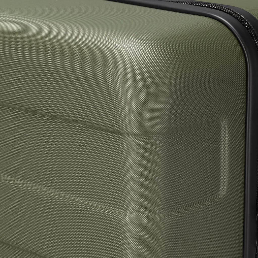Hard Shell Suitcase 75L | Check-In