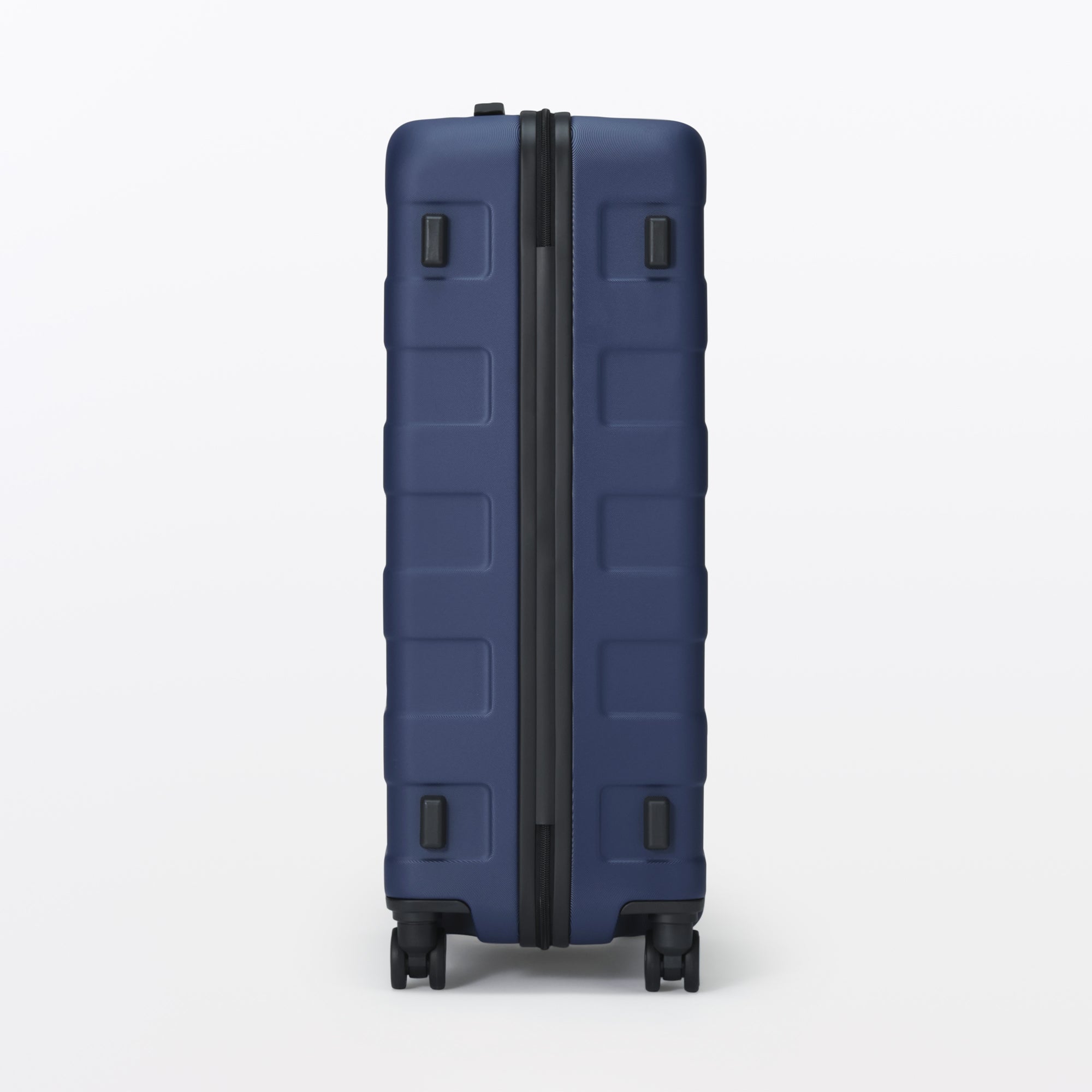 Hard Shell Suitcase 75L | Check-In