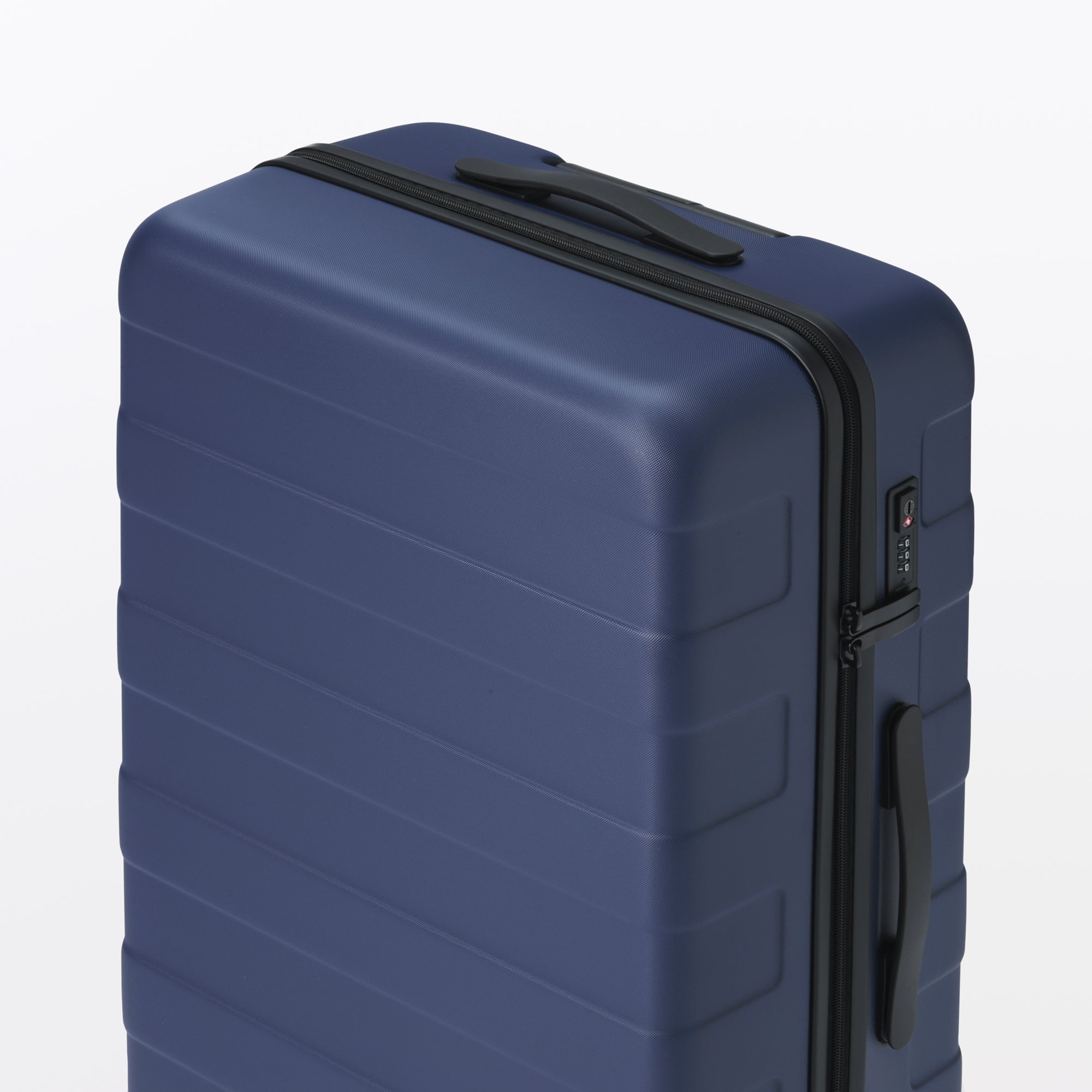 Hard Shell Suitcase 75L | Check-In