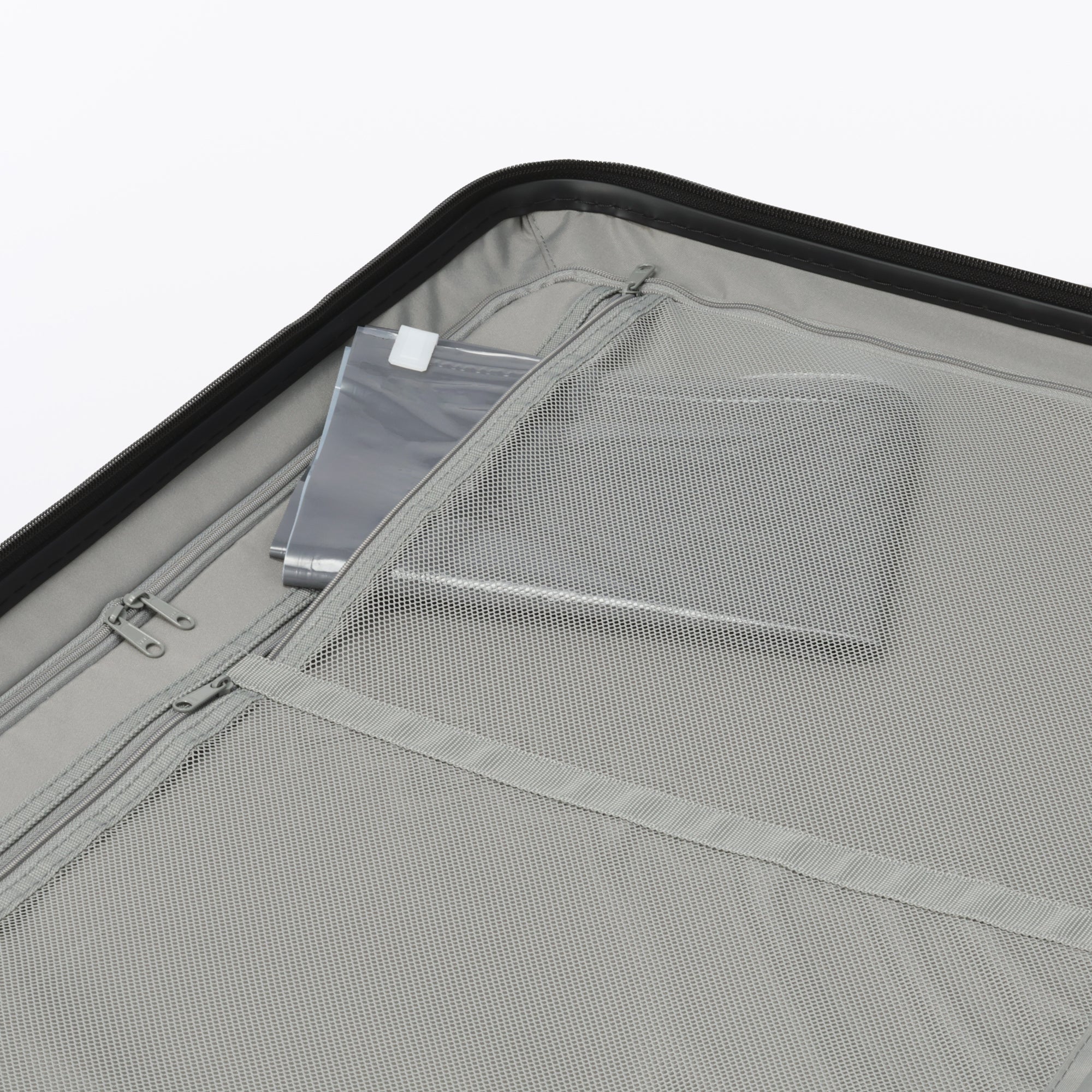 Hard Shell Suitcase 75L | Check-In