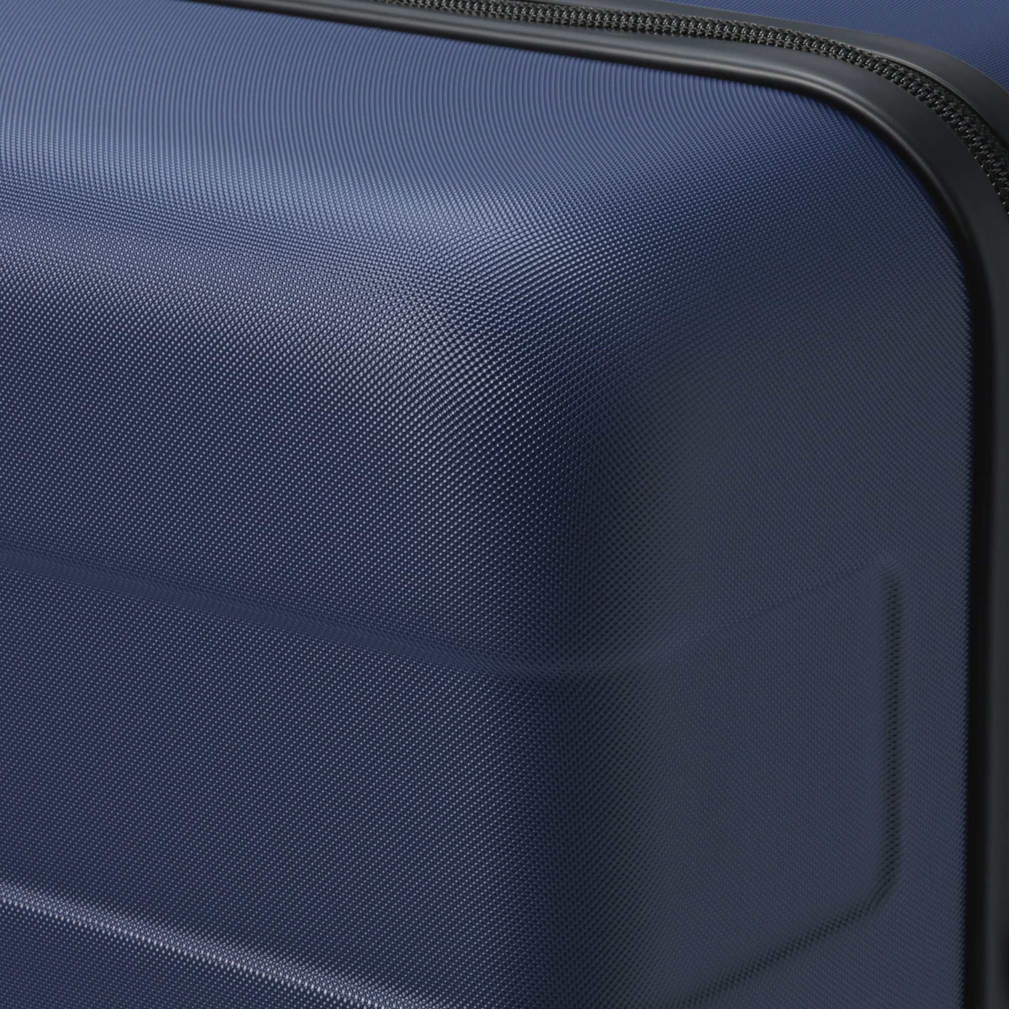 Hard Shell Suitcase 75L | Check-In