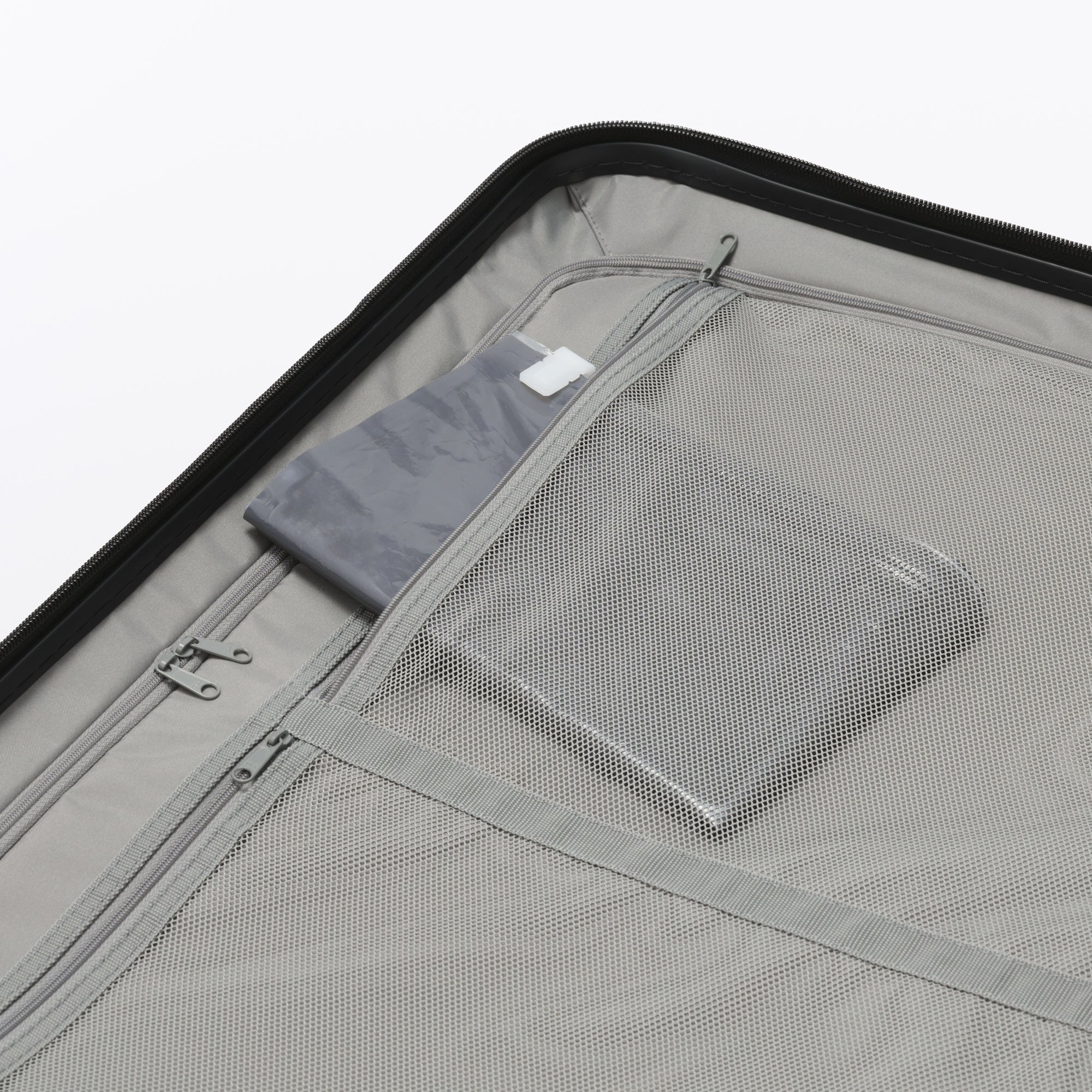 Hard Shell Suitcase 75L | Check-In